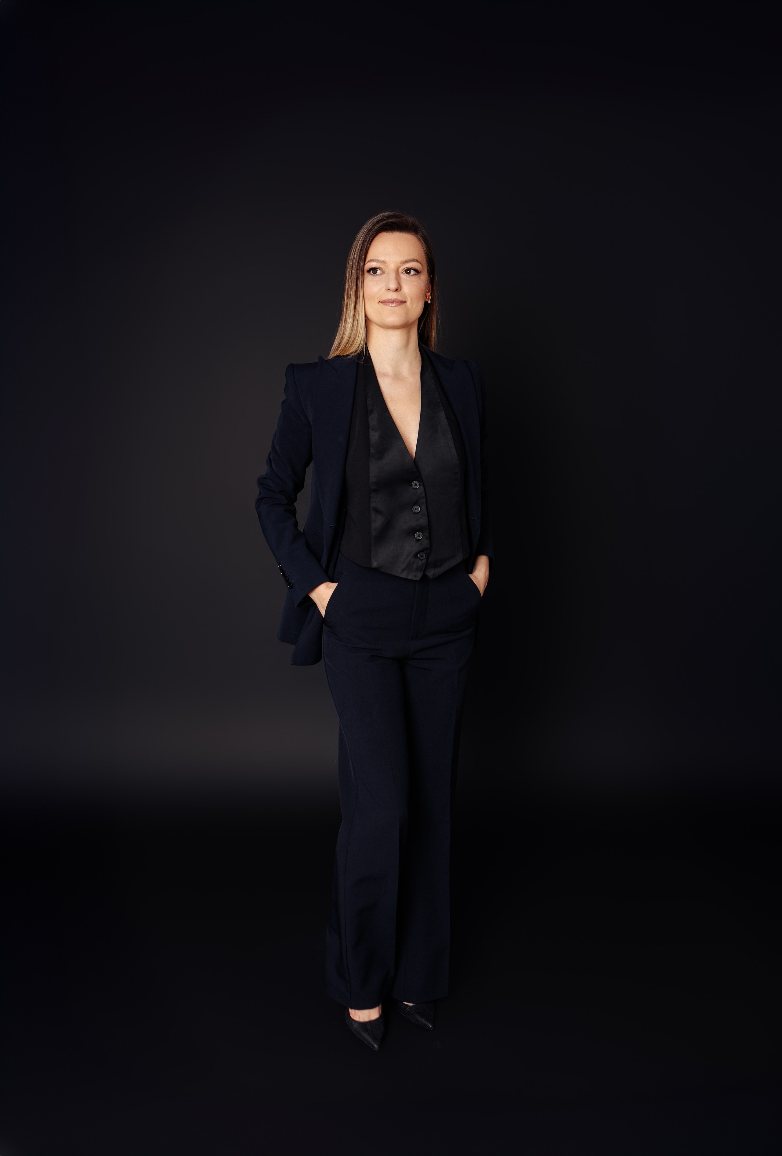 Ina. Cristina Andronache fotograf Brașov fotograf de familie fotograf de nunta Brașov