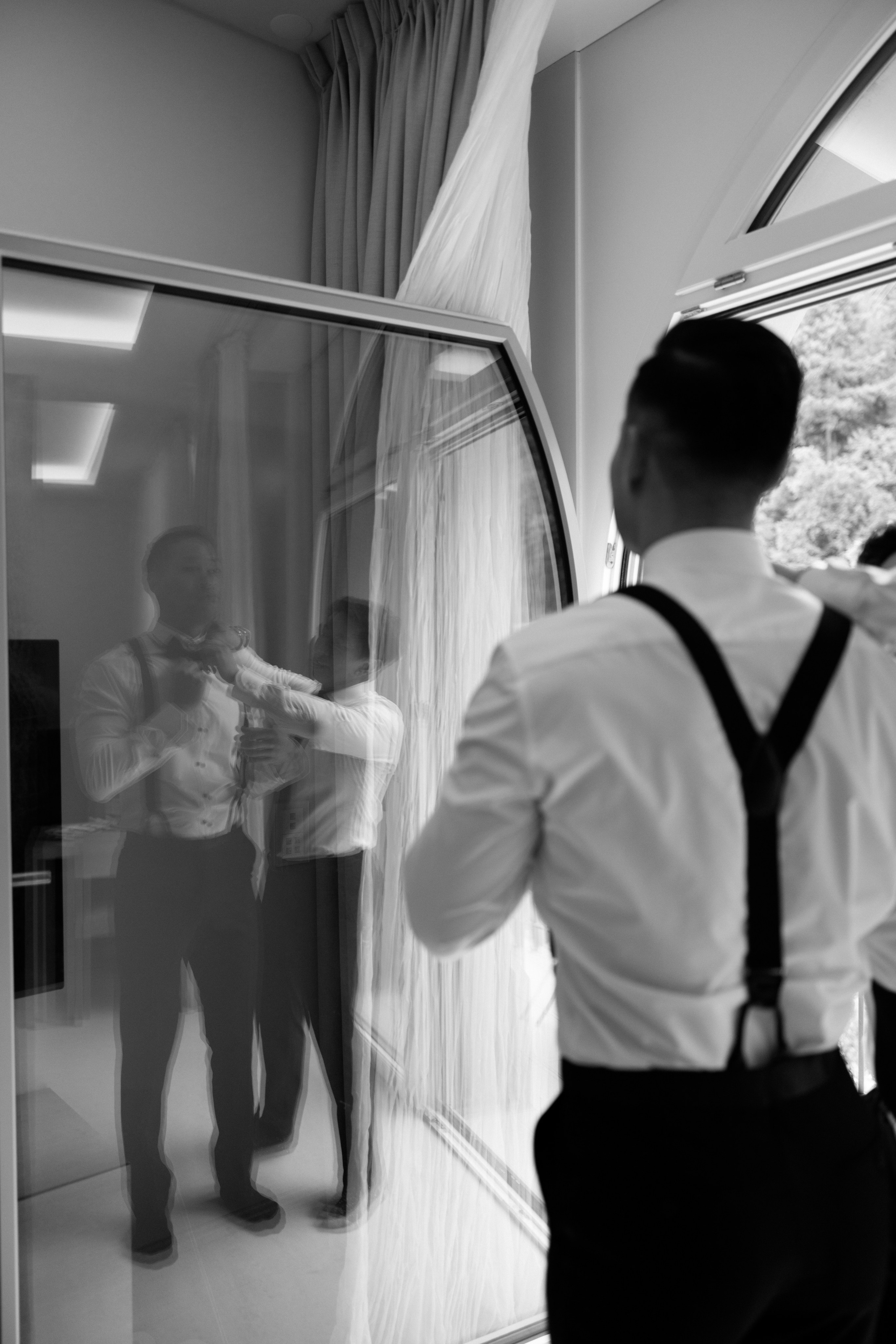 Intimate wedding at Parkhotel Vitznau on Lake Lucerne. Wedding and Family Photographer Switzerland and Italy. Valeria Diaz