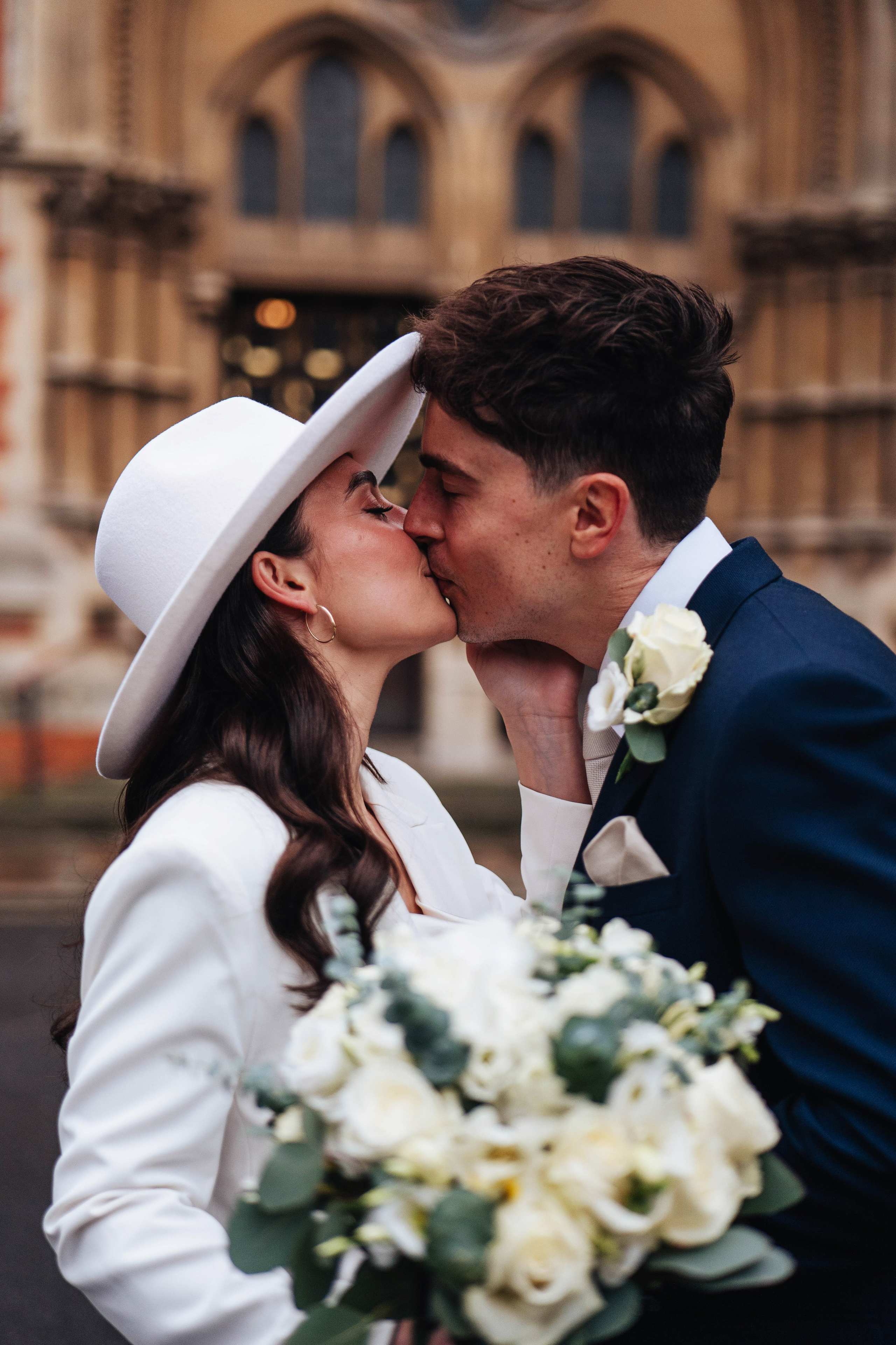 Stylish wedding in Islington, near Church close to Islington town hall