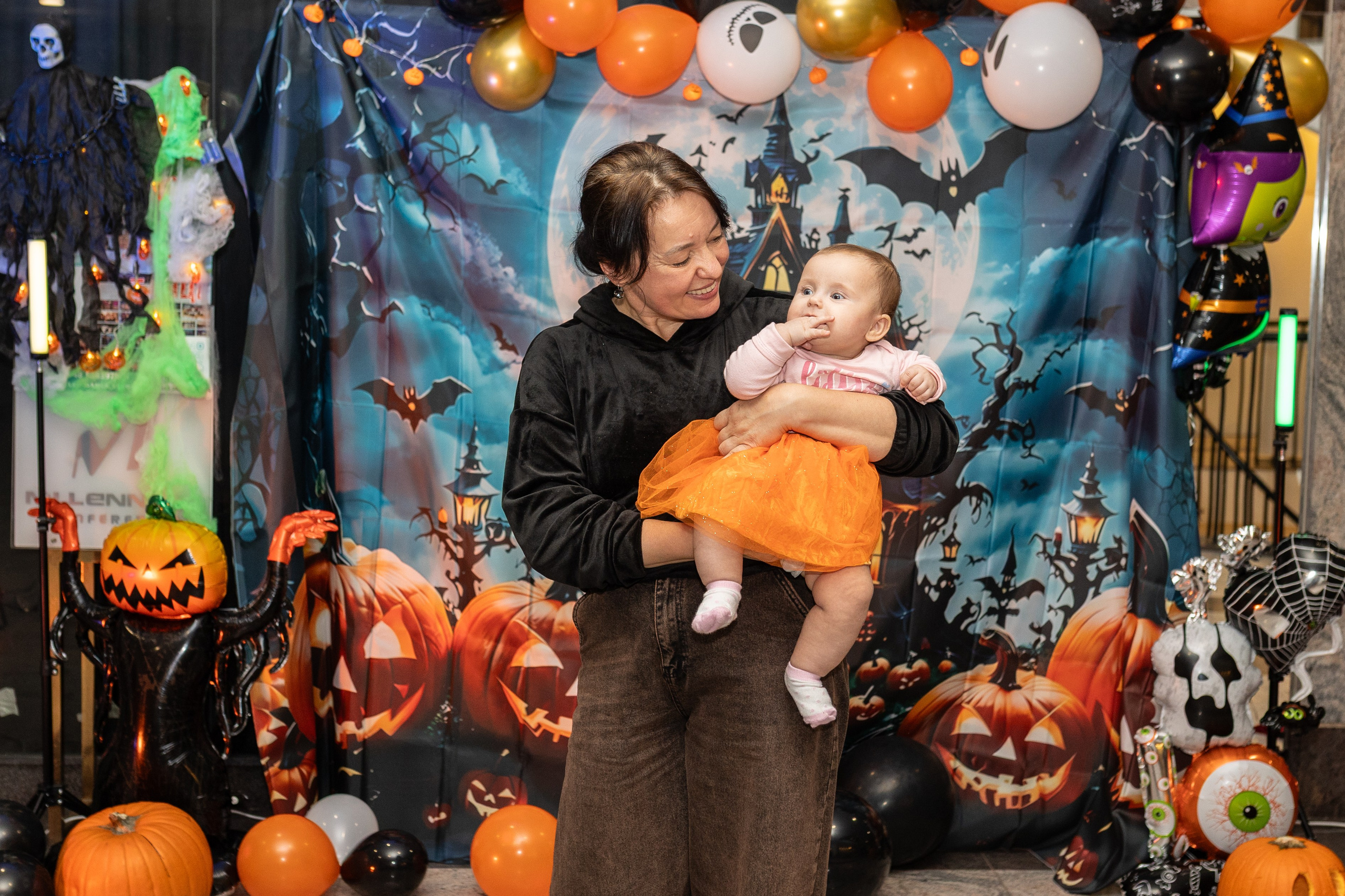 Leo dance studio Helloween 2025. Семейный и детский фотограф в Варшаве Мила Бобровская