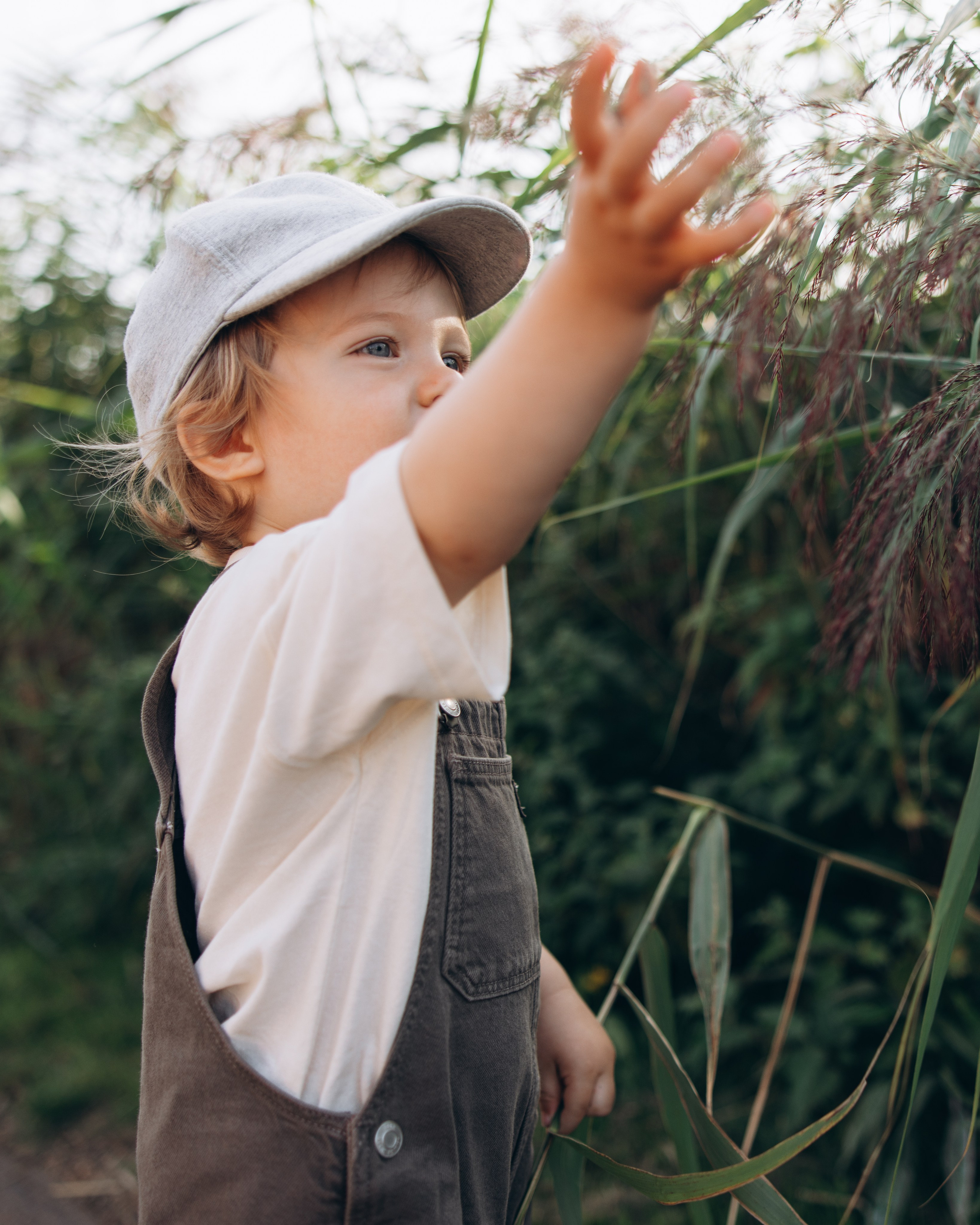 Maksim with parents (Queen Elizabeth Olympic park). Anastasia Klink, Photographer in London