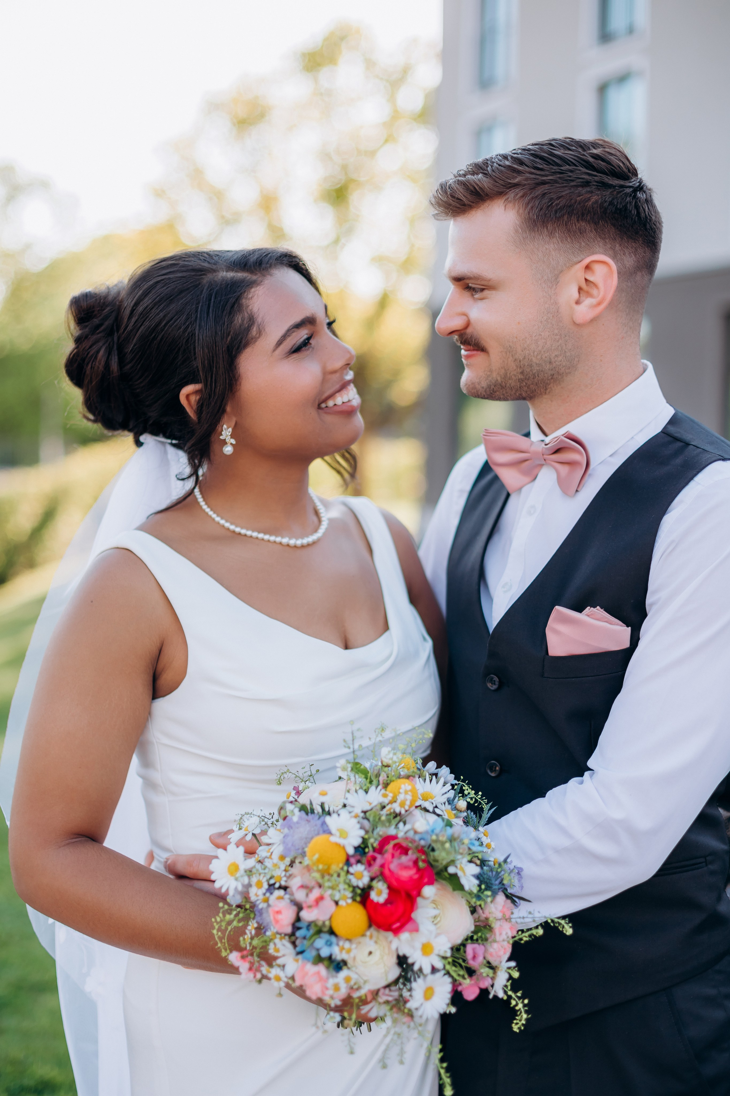 Ruben & Destiny. Wedding and Family Photograph