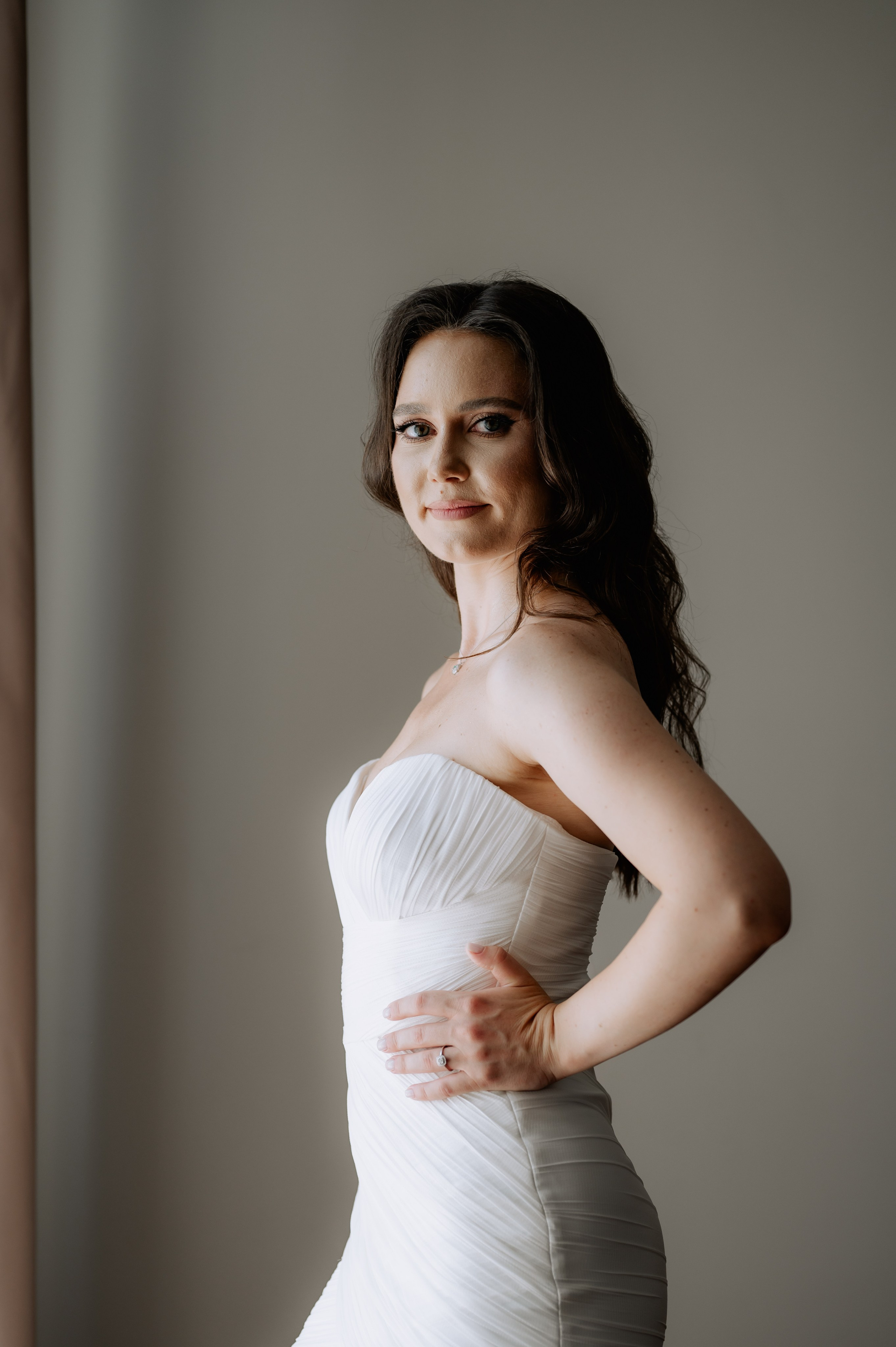 Cununie civila in aer liber , artificii de zi colorate , decor nunta , nunta la Hotel Traian. Proud Vision Weddings | Wedding Photography & Film — Servicii profesionale Foto Video Nunta Iasi