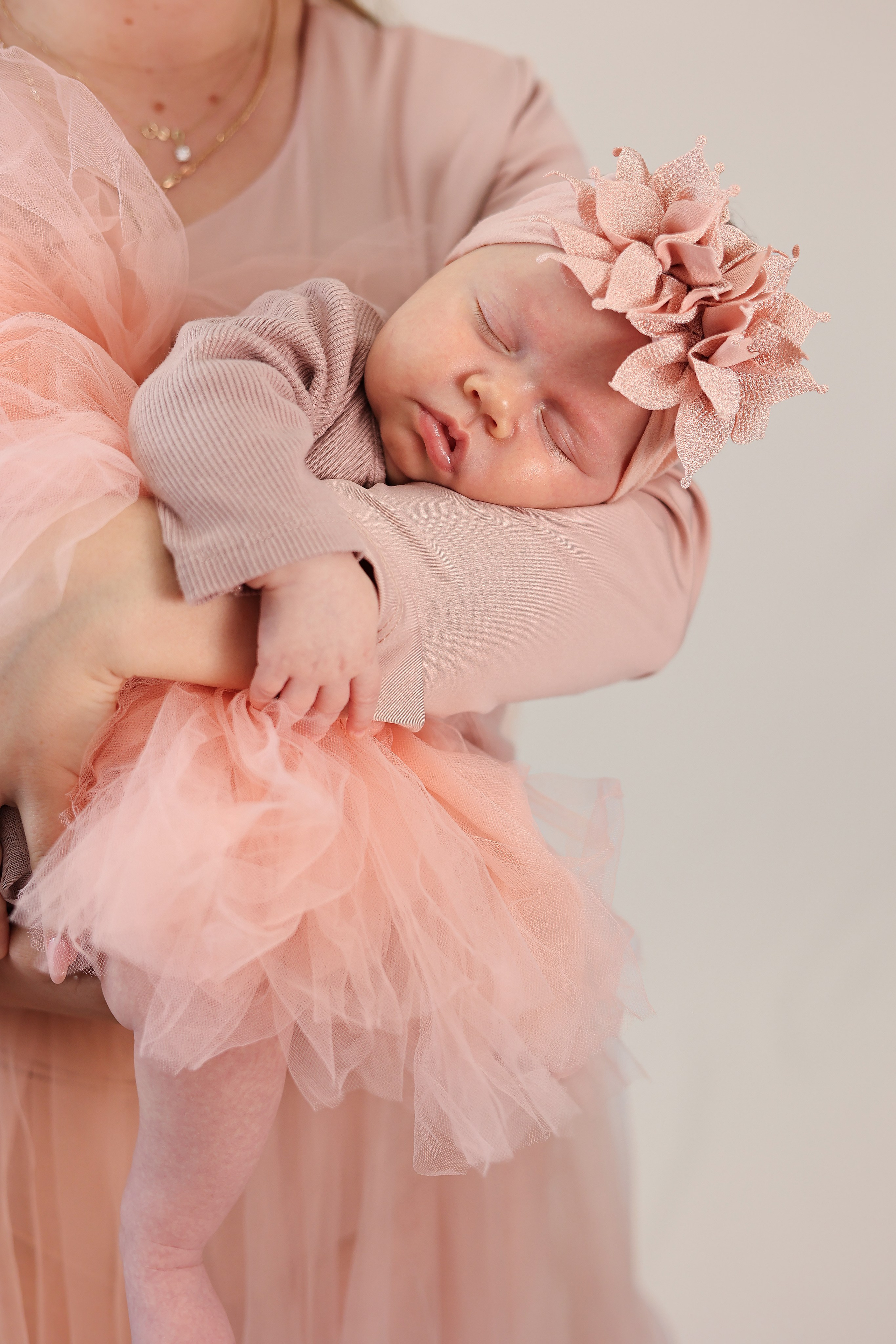 Séance photo grossesse – Moments magiques avant l’arrivée de bébé. Viktoria photo marseille