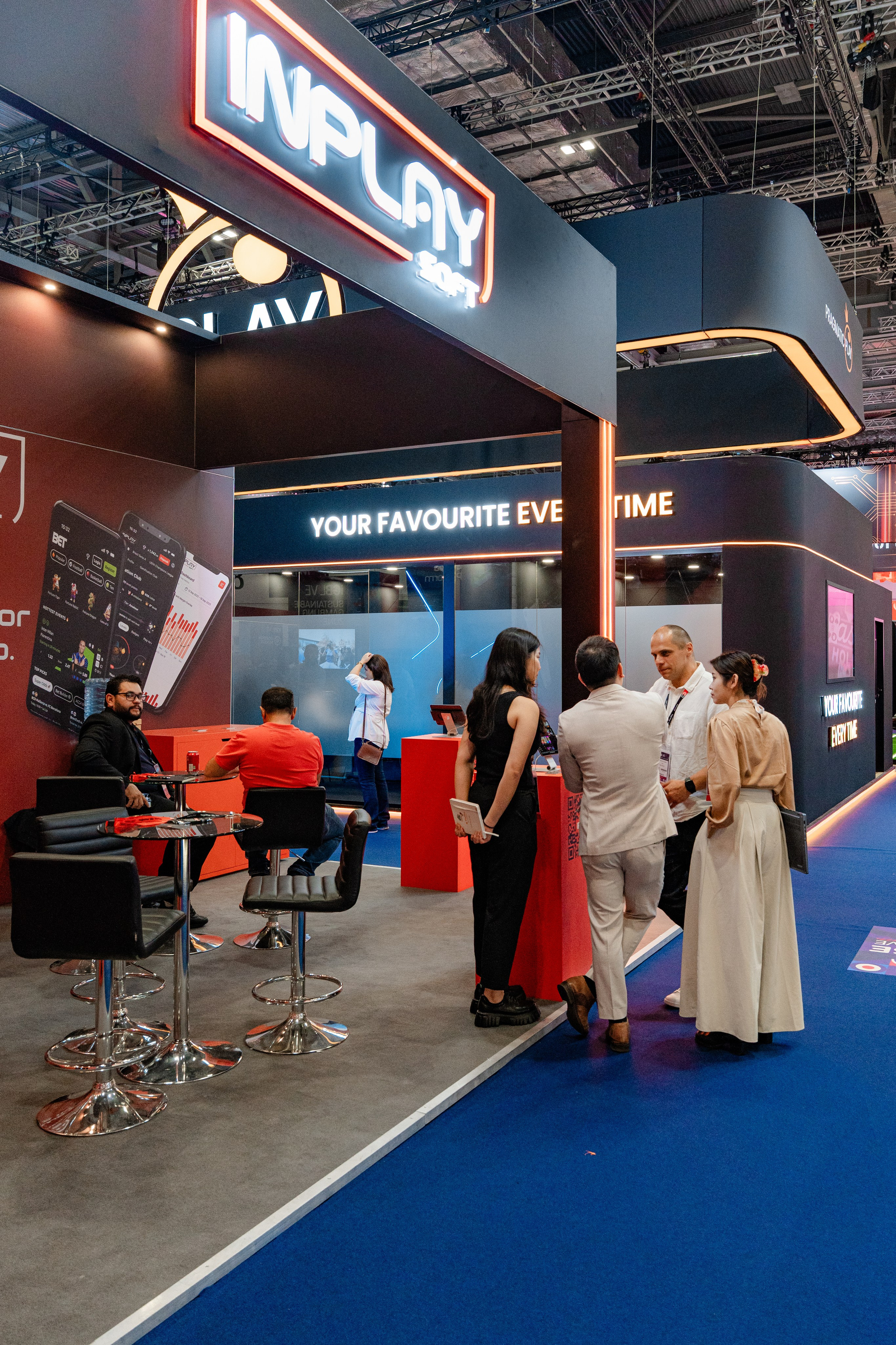 Inplay_Soft. Tonya Kyrylenko photographer in London