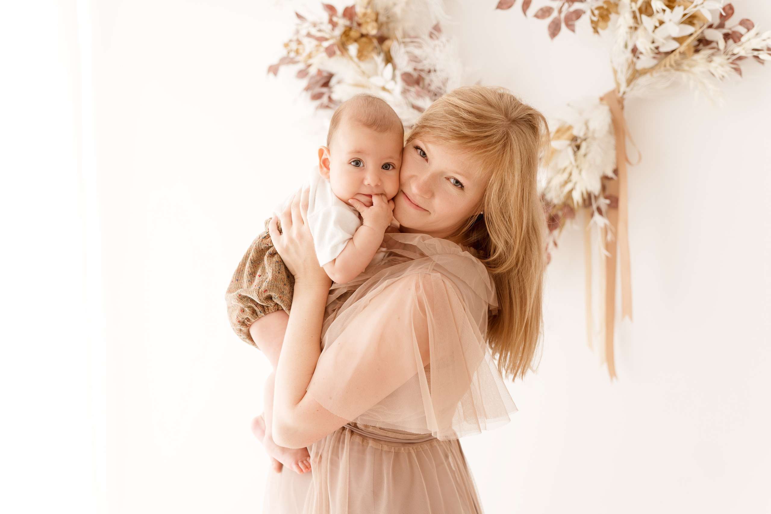 Sesja rodzinna. Fotograf Łódź - sesja ciążowa, noworodkowa, dziecięca. Studio w Łodzi