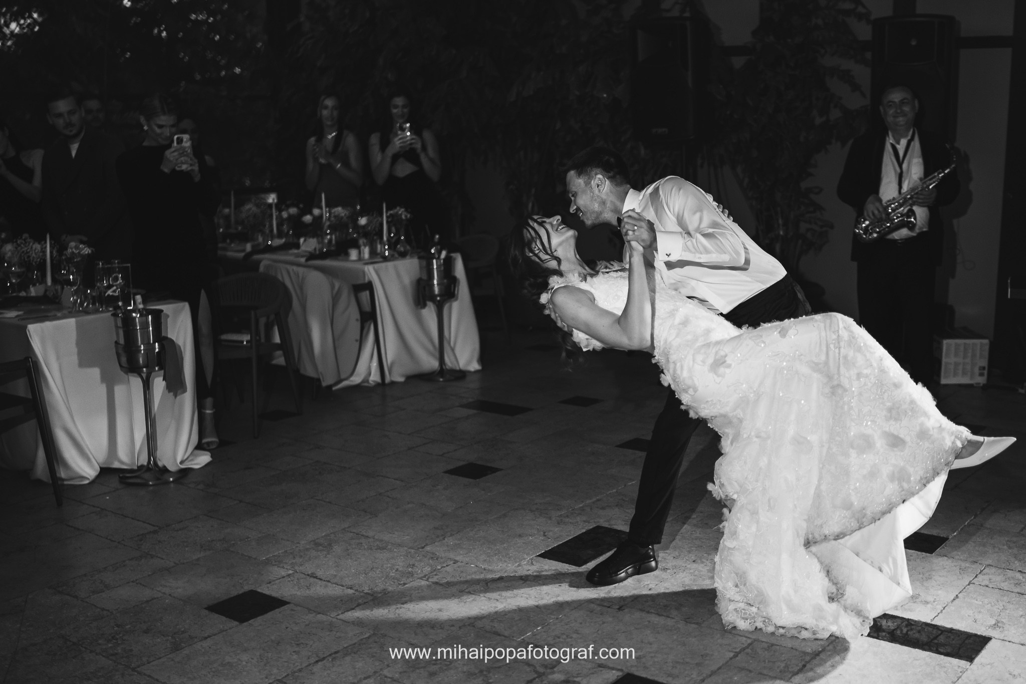 Fotograf de nuntă la Restaurant Pescăruș | Mihai Popa Fotograf. Fotograf Nuntă & Botez București - Mihai Popa | Dincolo de oameni, imortalizez emoții!