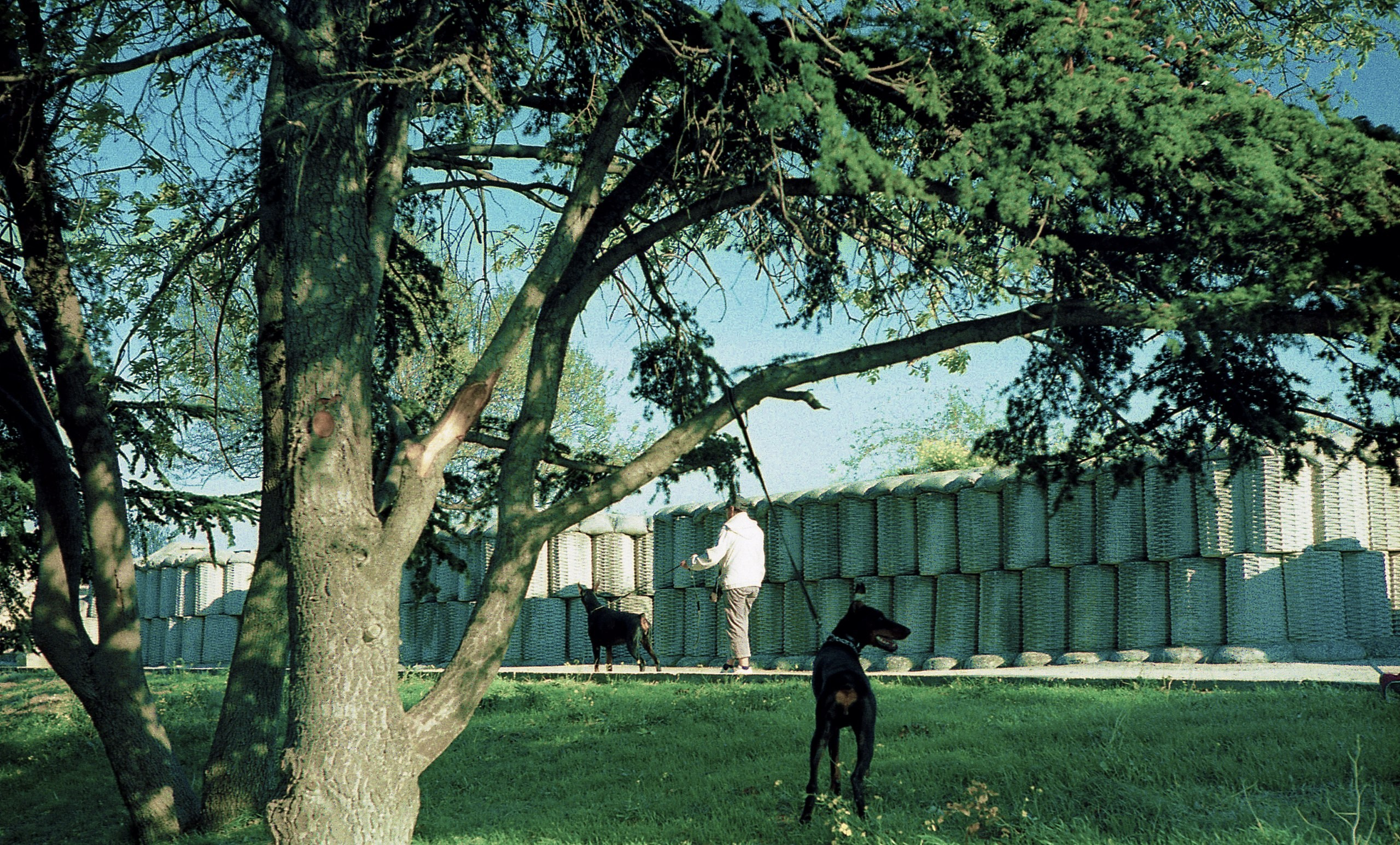 Wanderlust. Personal and fashion photography for brands and modeling agencies. Warsaw, Europe. Yaroslav Storchak