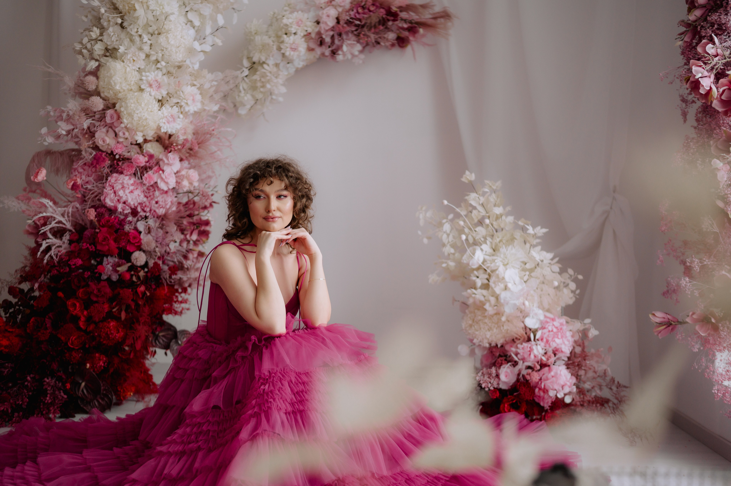 Fotografii in studio. Proud Vision Weddings | Wedding Photography & Film — Servicii profesionale Foto Video Nunta Iasi