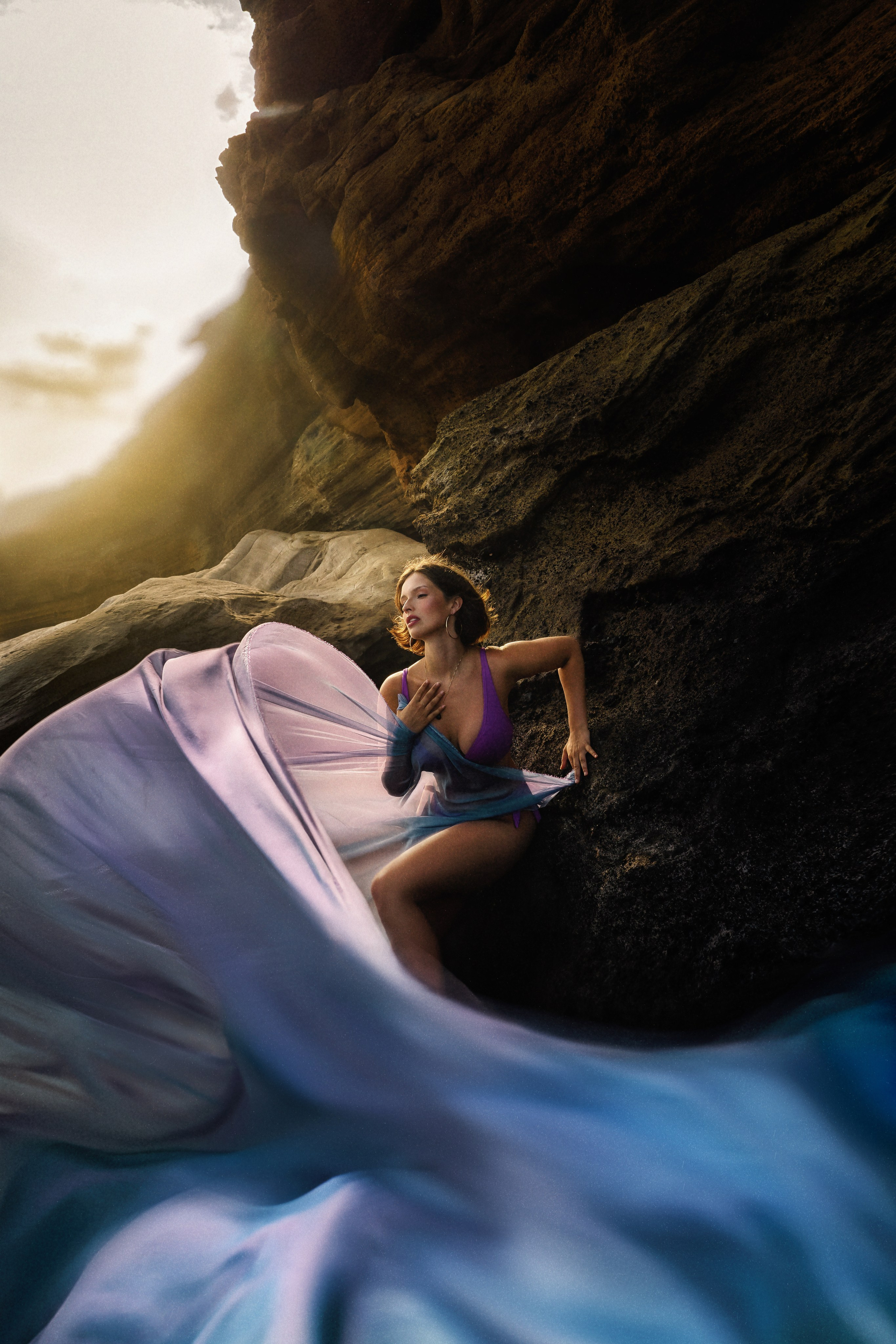 Шелк отрез 4 метра (разные цвета) 10€. Профессиональный фотограф на Тенерифе