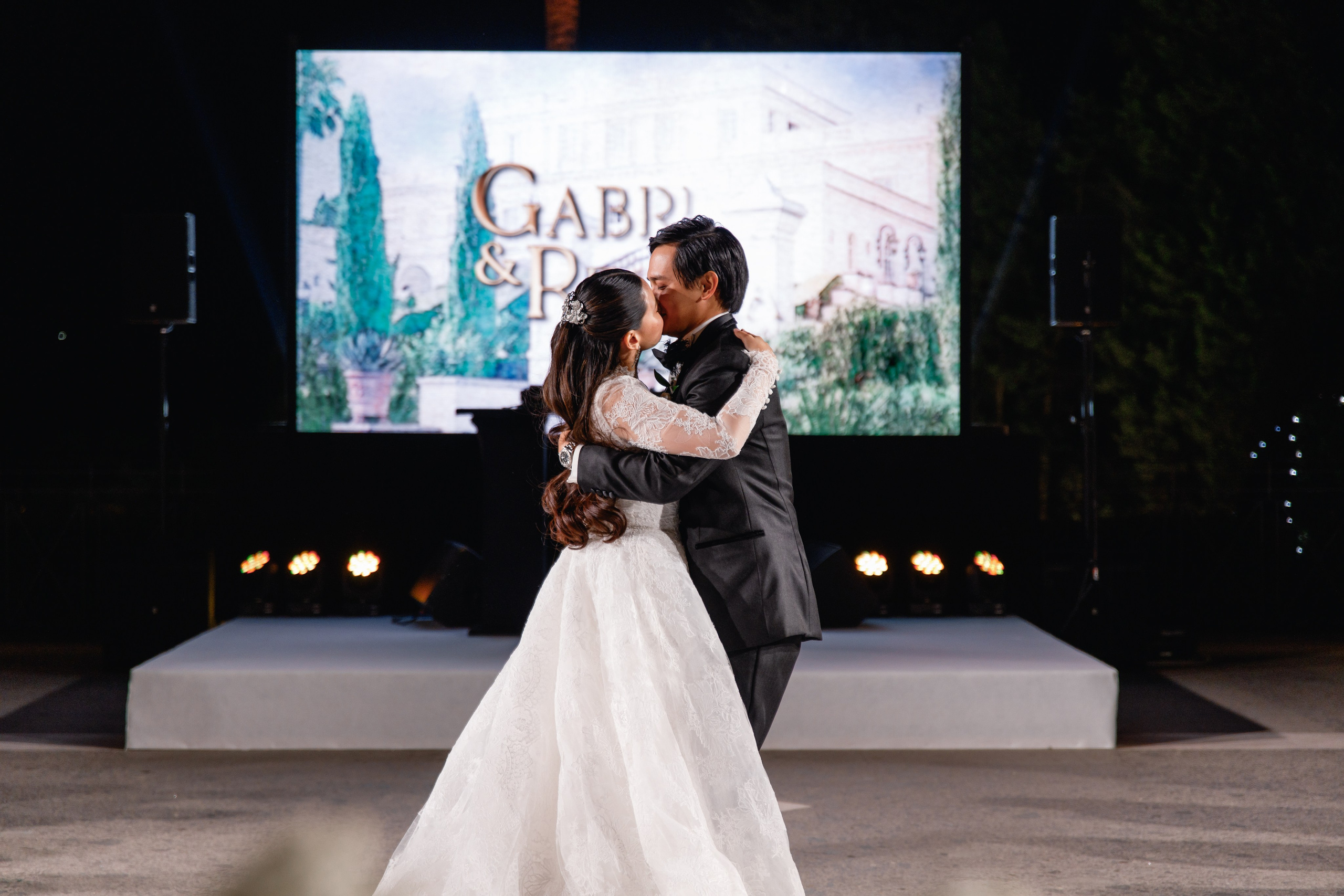 Wedding photographer Italy Rome, Tuscany, Lake Como, Sicily, Puglia. Wedding Photographer Rome Tuscany Como Sicily Puglia Amalfy Italy- Oksana Savenchuk