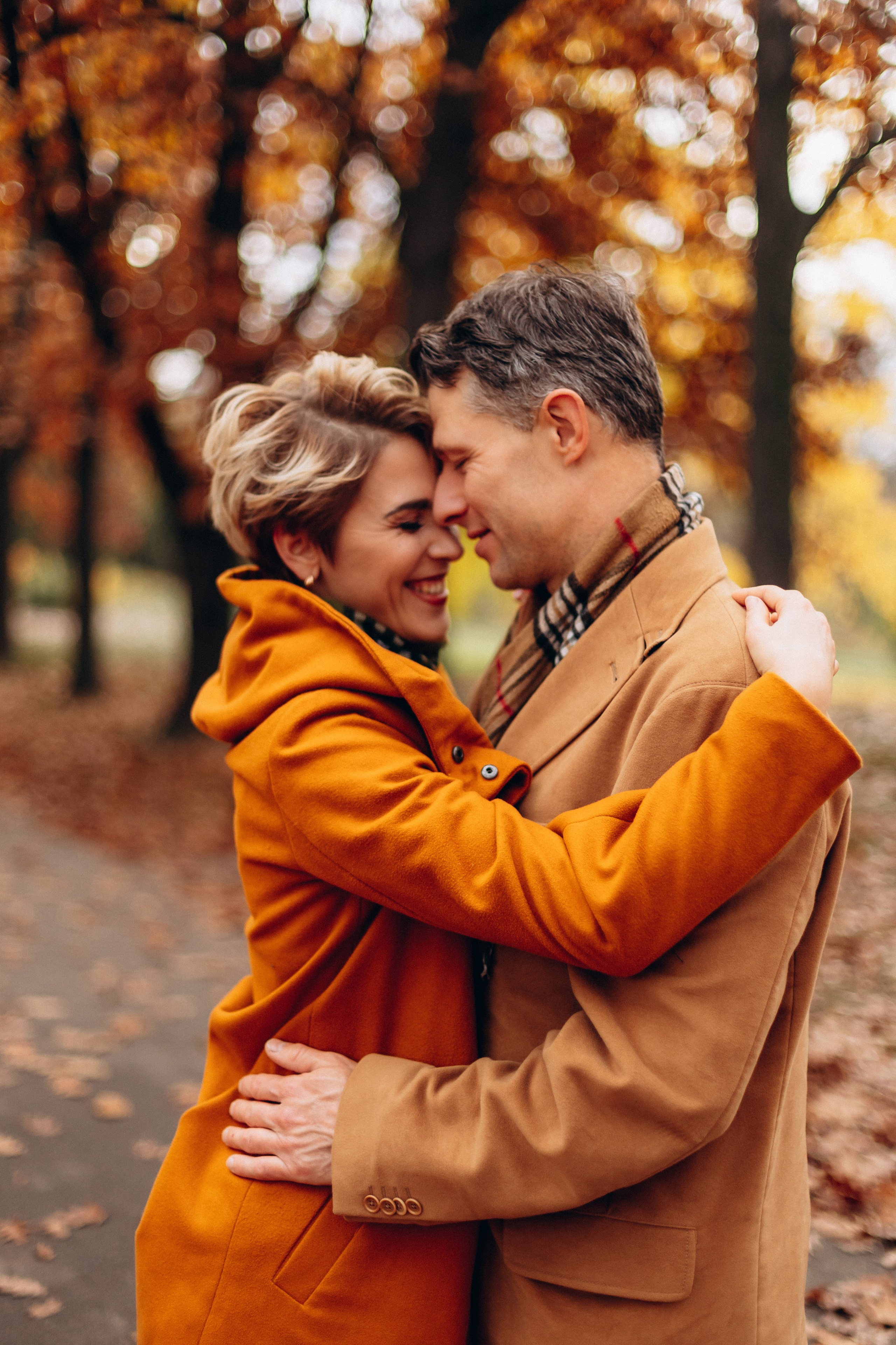 Autumn love. Wedding and Family Photograph