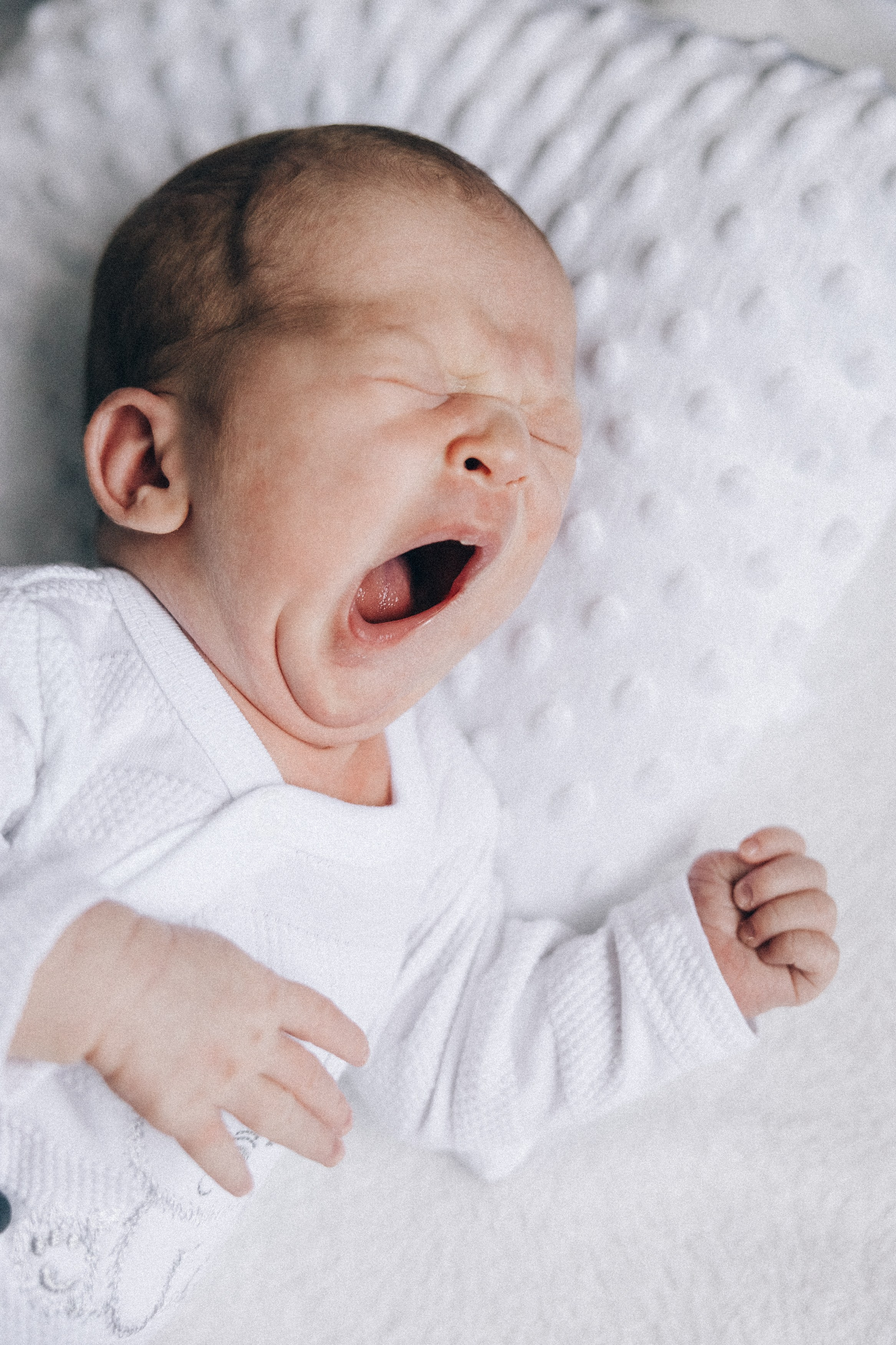 Newborn focení. Lifestyle a rodinná fotografka v Pisku Oxana Telupilova