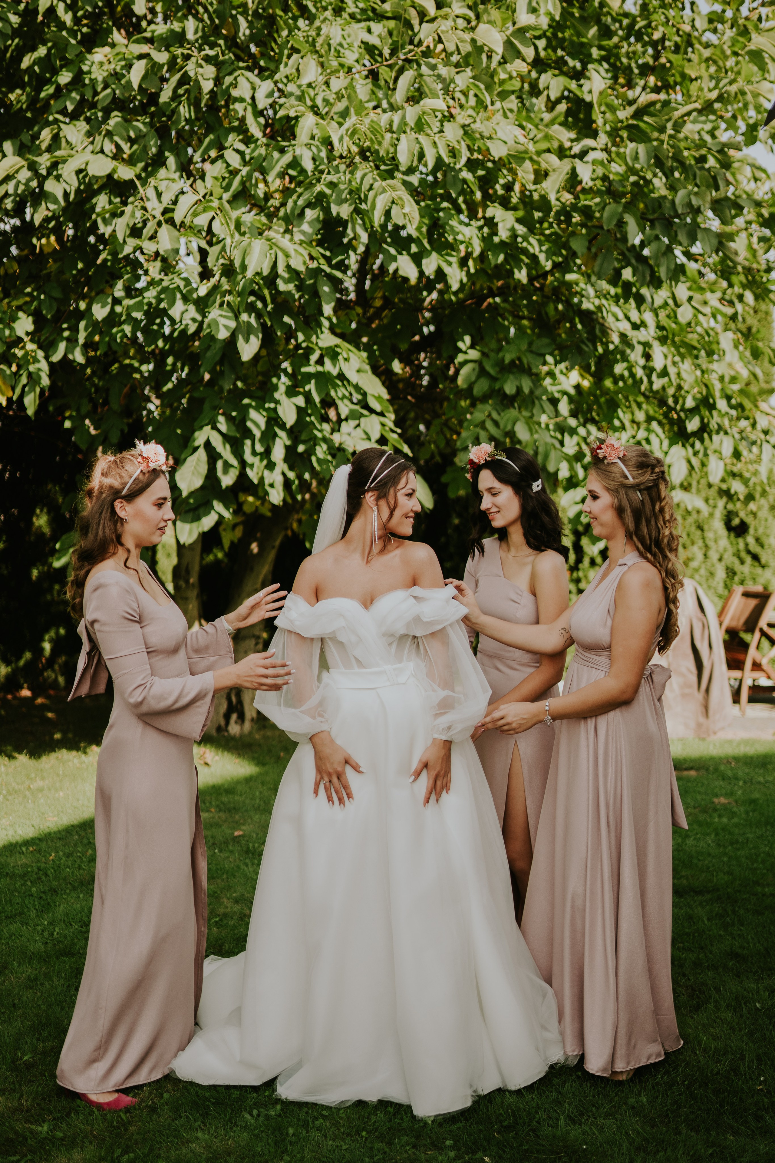 Sala Koralowa w Jaworzu: Opowieść o ślubie Nikoli i Kacpra. Karkowskafoto - fotografia miłości