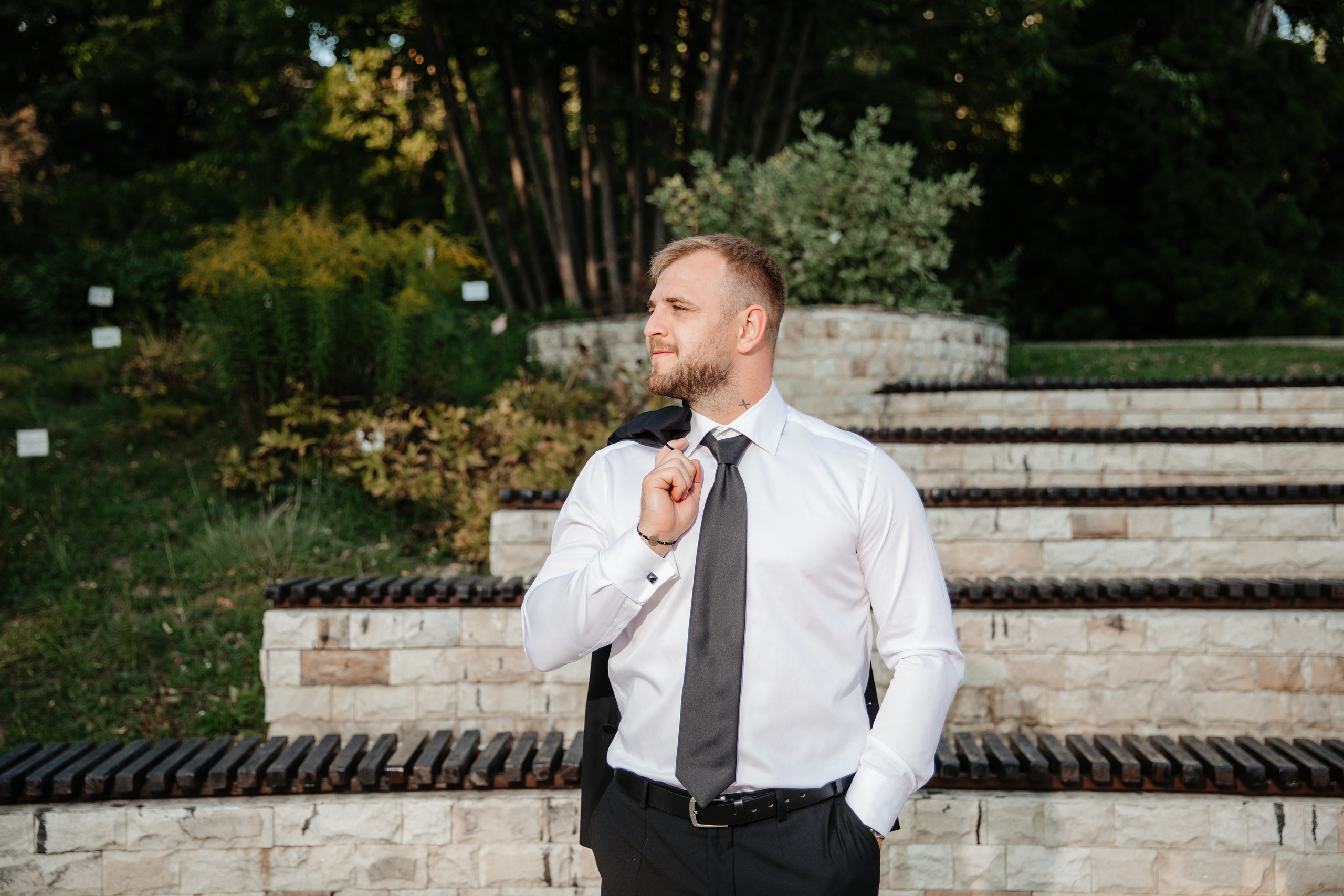 servicii foto. servicii foto Botoșani. servicii foto video Botoșani. fotograf nunta. fotograf evenimente. fotograf nunta Botoșani. Alin chirila. Alin chirila fotograf. Alinofotostudio.- Mire și mireasă – Sergiu & Liliana – ziua nunții, 2024  - Emoții în ziua nunții – Sergiu și Liliana  - Dansul mirilor – fotografie artistică nuntă 2024  - Sedinta foto romantică în natură – Sergiu & Liliana  - Rochia de mireasă și detalii de nuntă elegante