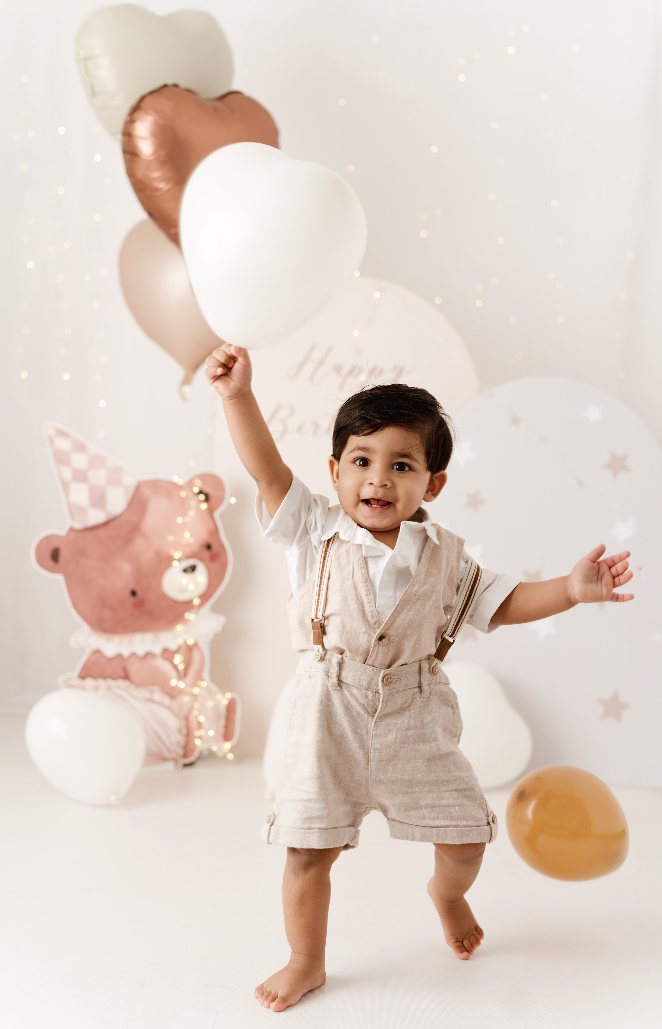 Pierwszy roczek Lithvika. Fotograf Łódź - sesja ciążowa, noworodkowa, dziecięca. Studio w Łodzi