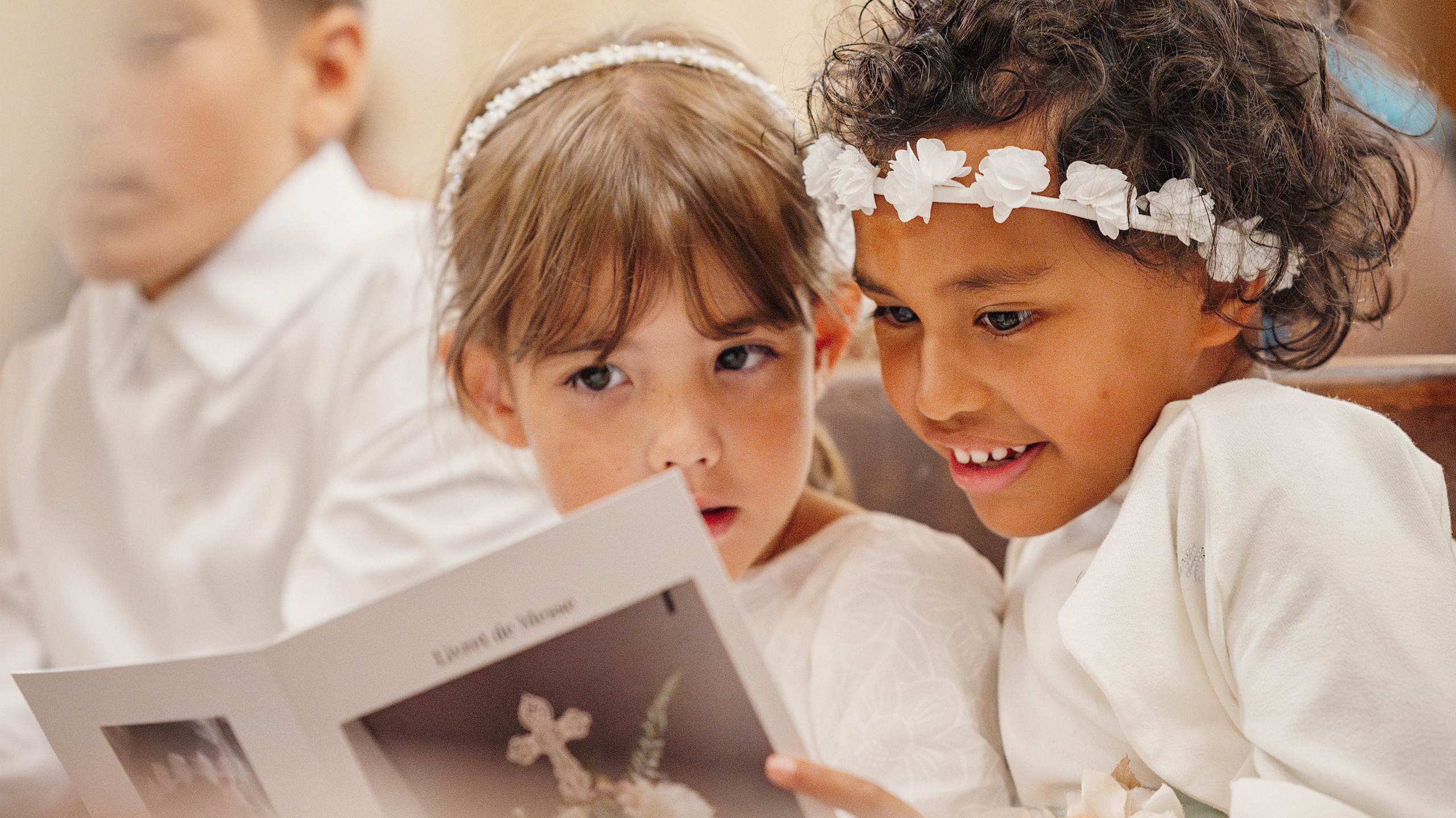 Baptême. Photographe sur Cote d’Azur. Portraits de familles, couples, enfants, événements