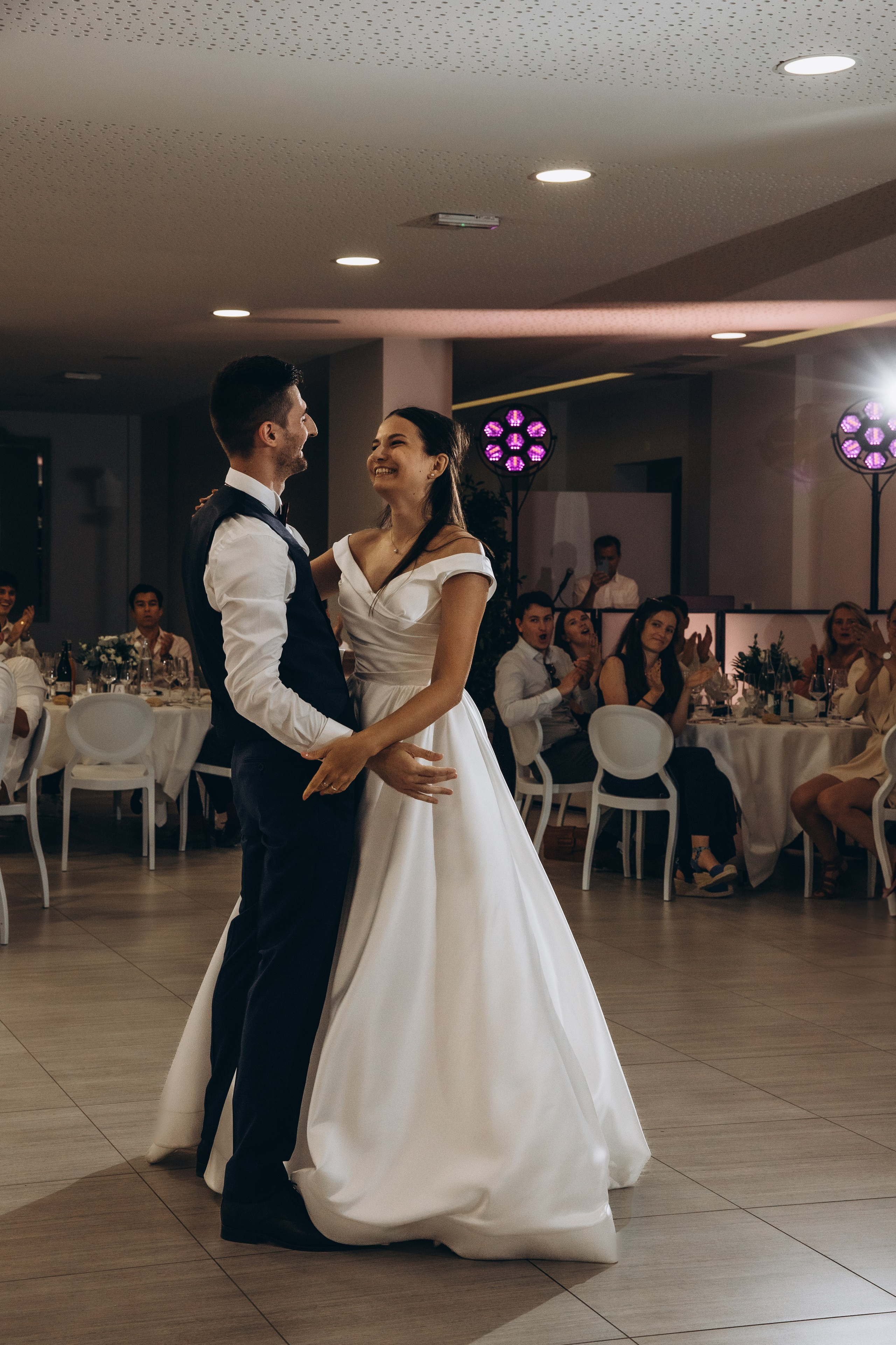 Wedding in Domaine De Montcausson. Eugenie Smirnova — wedding, corporate and lifestyle photographer in Toulouse and Southwest France