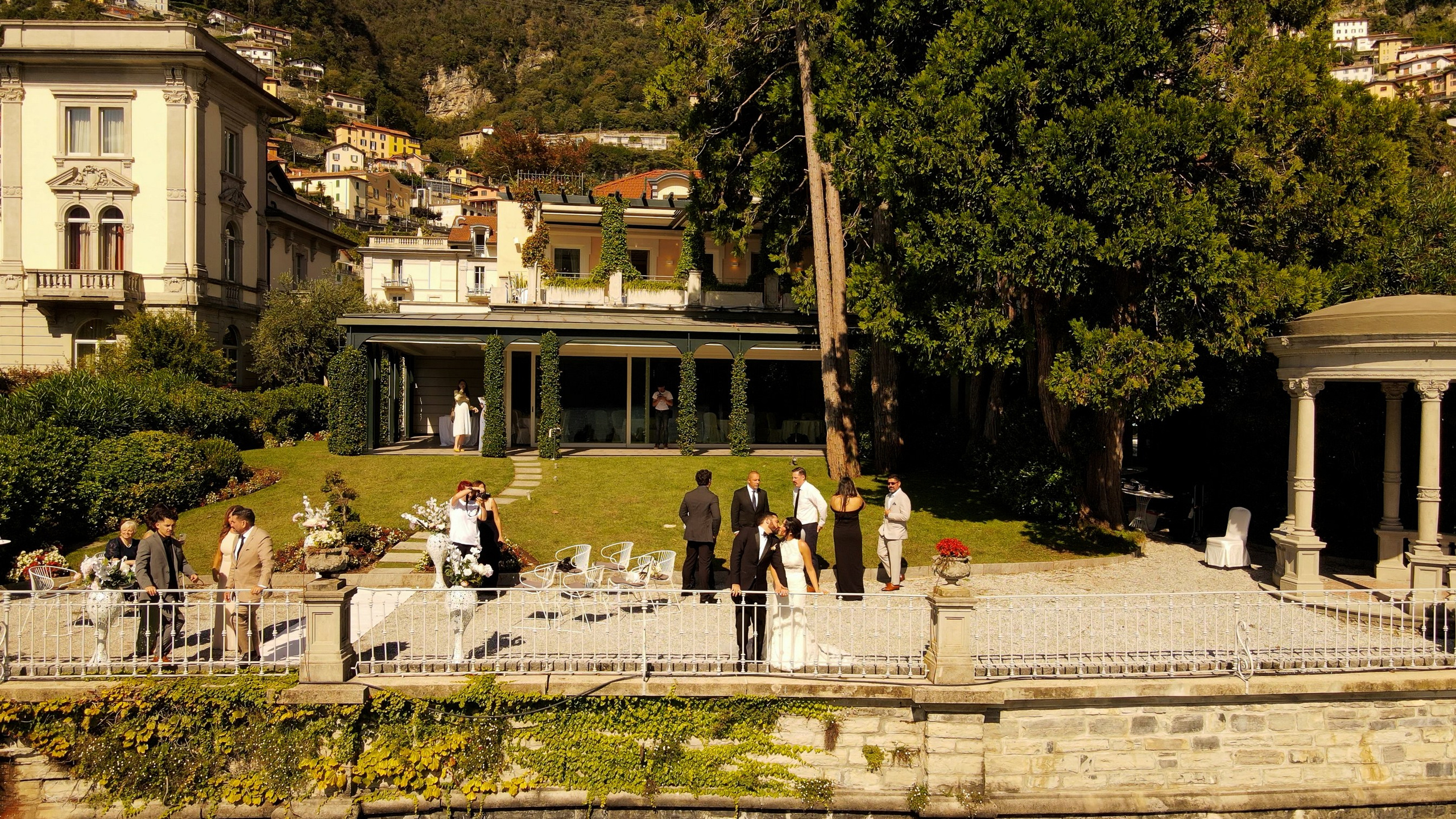 Свадебная фотосессия на озеро Комо с профессиональным фотографом