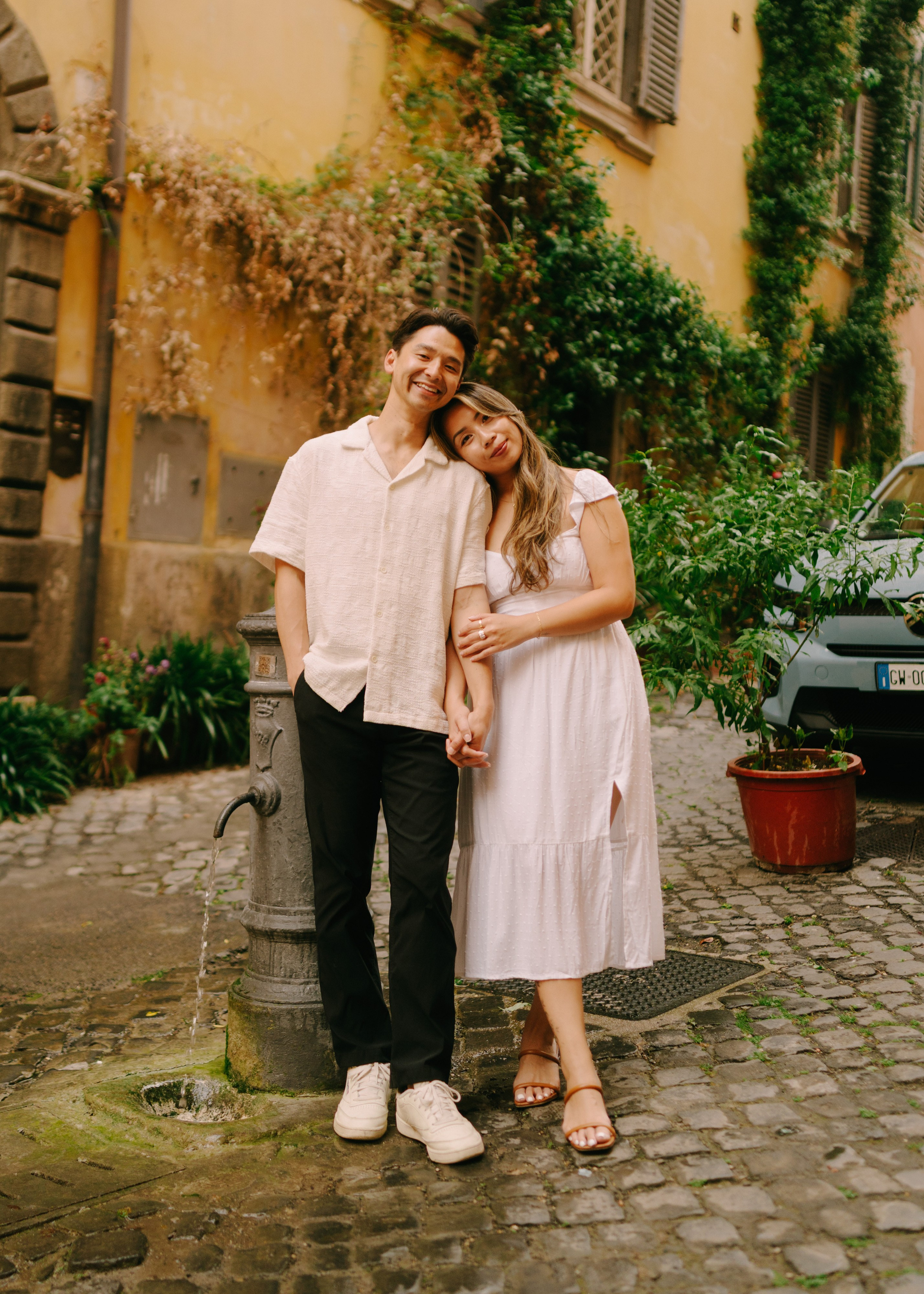 Colosseum afternoon walk. Photographer in Rome and Italy. Stas Varych