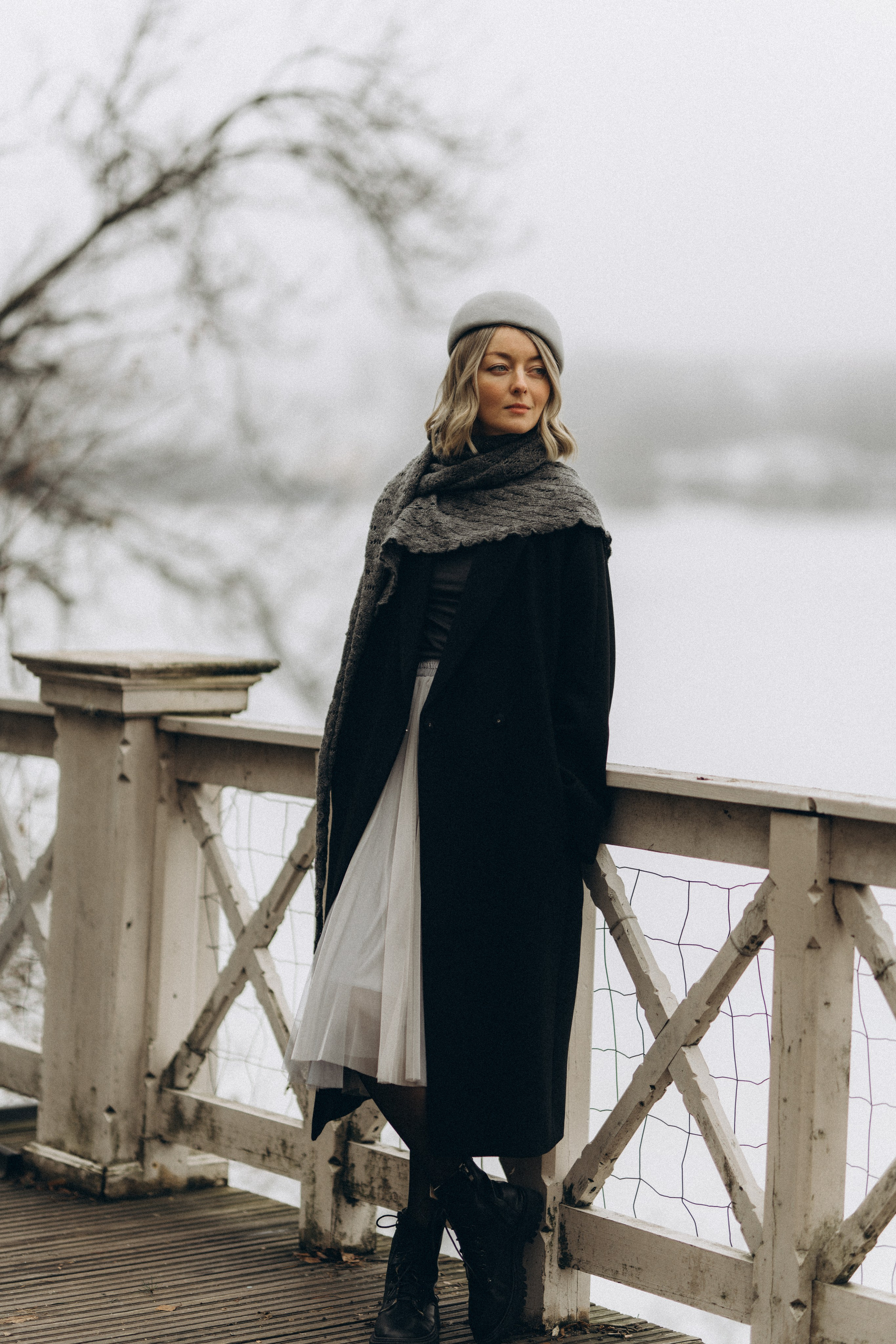 Woman phoshoot. Wedding and portrait photographer in Helsinki Vickan O