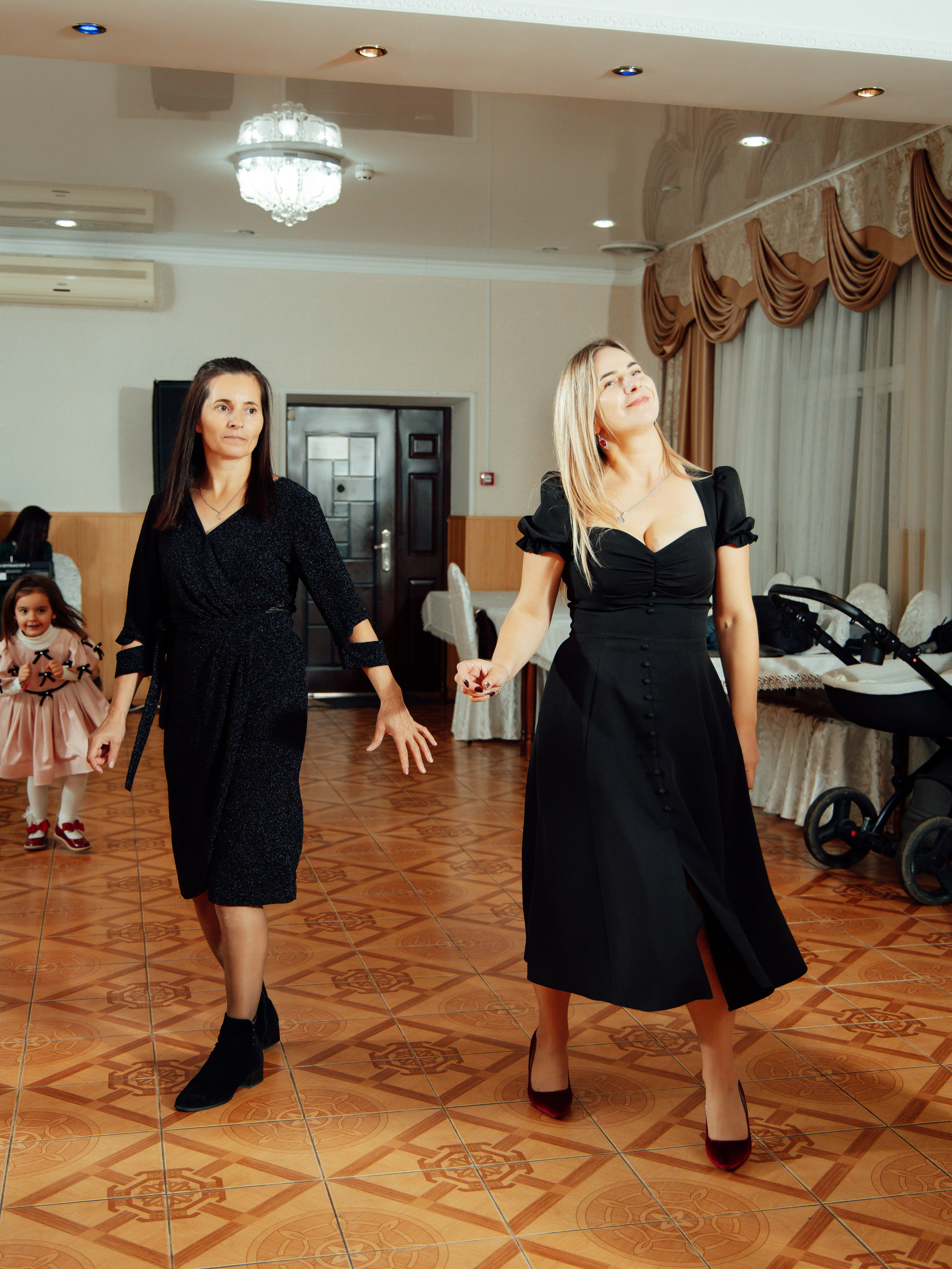 Cumetrie. Свадебный Фотограф, Детский и семейый Фотограф Молдова