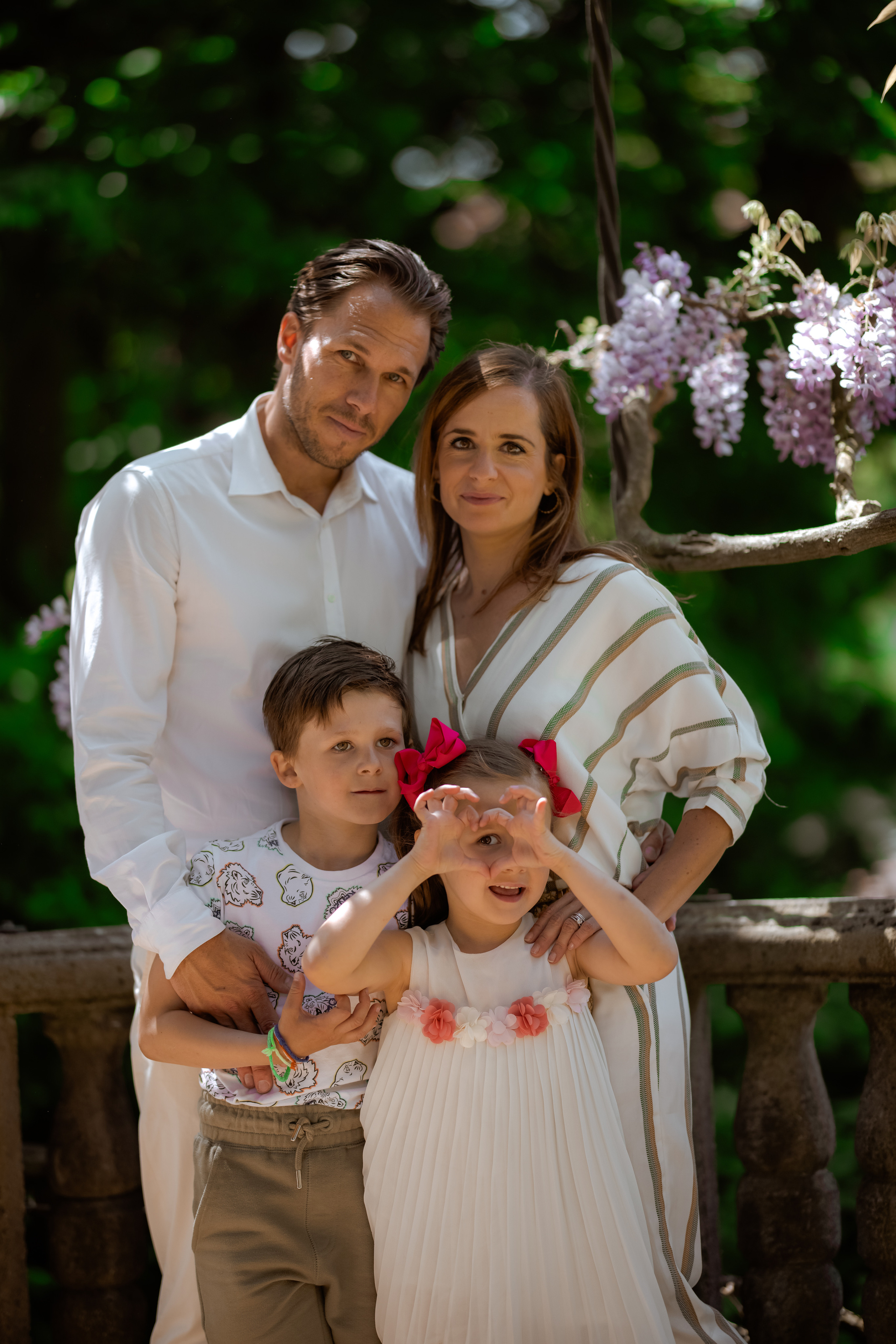 Veronique & Claudio. Family photographer Zurich & Switzerland Daria Moore