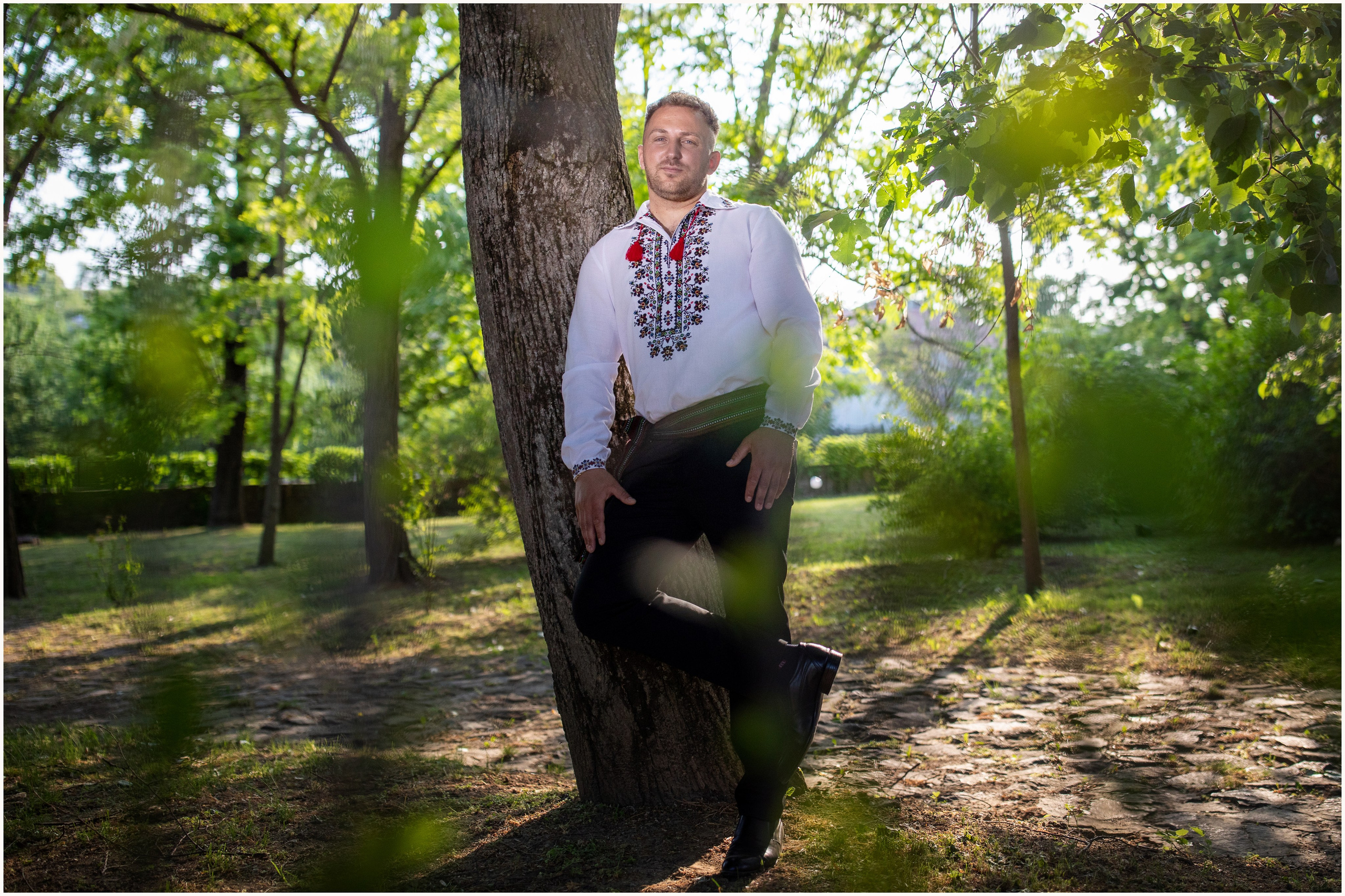 - save-the-date-petrică-claudia-ședință-foto-logodnă  - cuplu-îndrăgostit-ședință-foto-romantică  - anunț-nuntă-petrică-claudia-save-the-date  - fotografii-save-the-date-iași-botoșani-suceava  - petrică-claudia-poze-logodnă-foto-alin-chirilă  - ședință-foto-pre-nuntă-save-the-date  - save-the-date-poze-emotionante-cuplu  - logodnă-foto-petrică-claudia-alino-foto-studio  - ședință-foto-natură-cuplu-viitori-miri  - alin-chirilă-fotograf-save-the-date-petrică-claudia