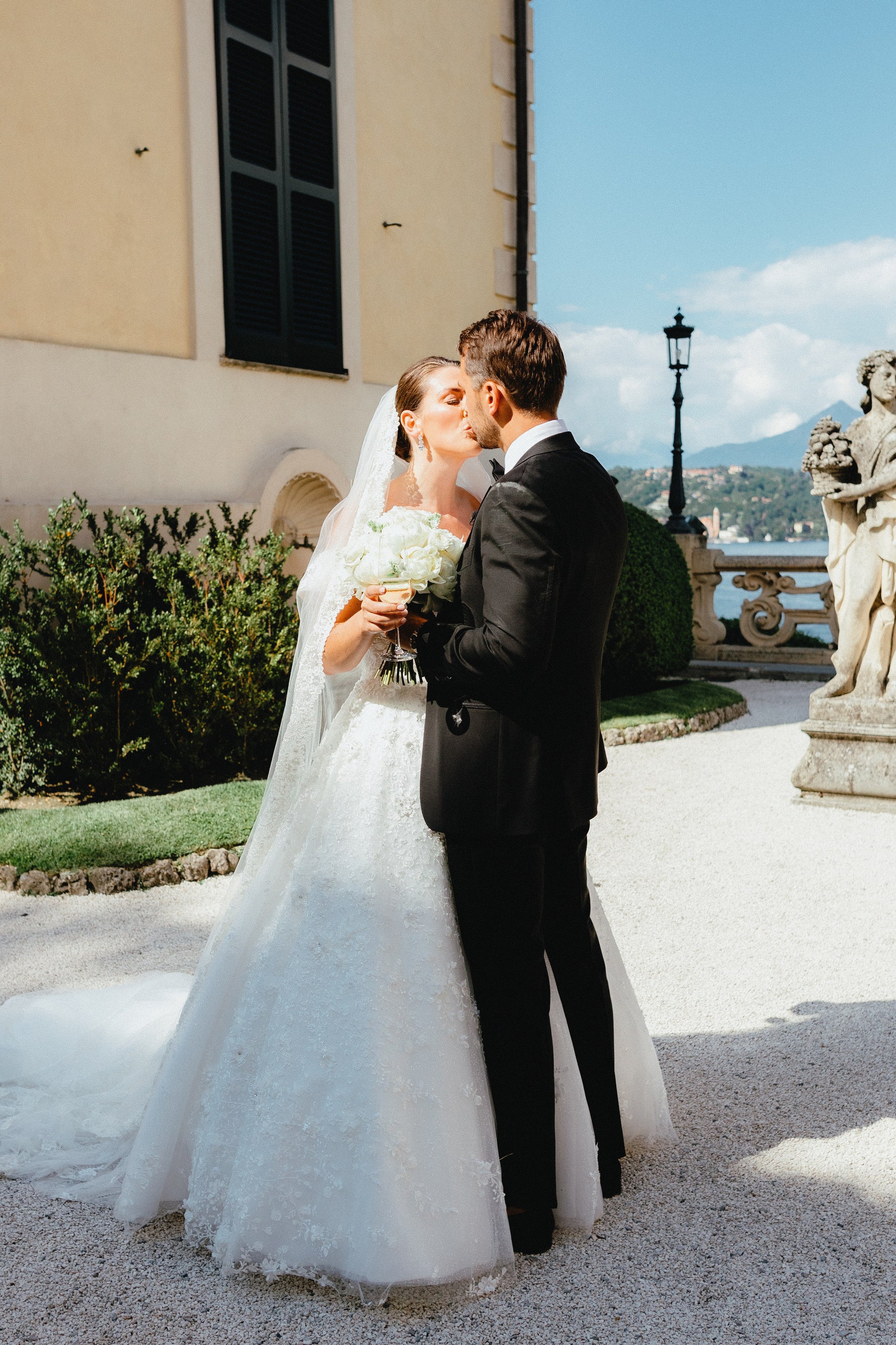 Katie & Remy, Villa del Balbianello, Como. Photographer in Italy Anna Linnik