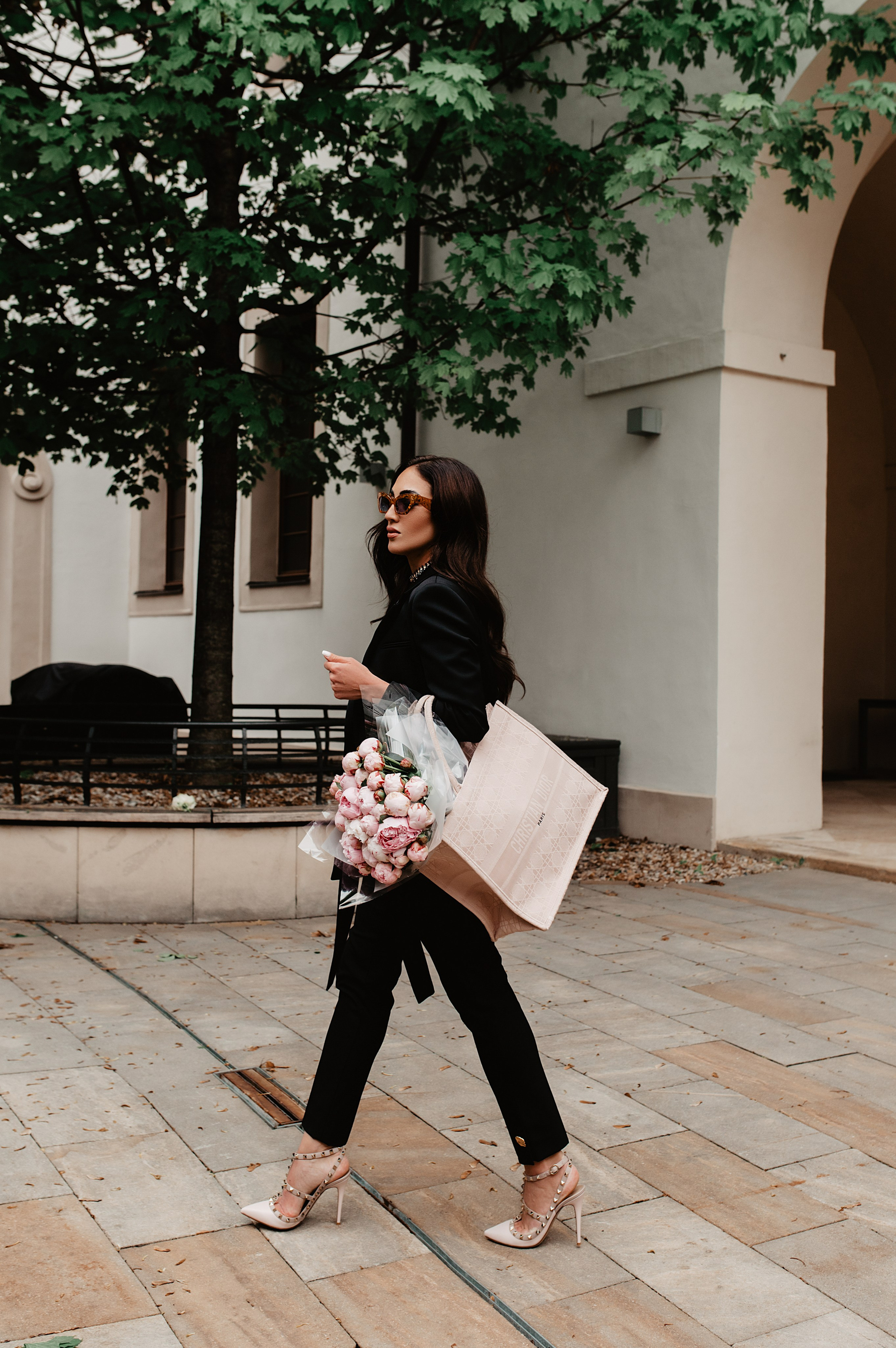 Nairi&ari. ANNA-MARIA PHOTO CONTENT CREATOR — fotograf, estét, umělec a vizuální expert na Instagram v Praze