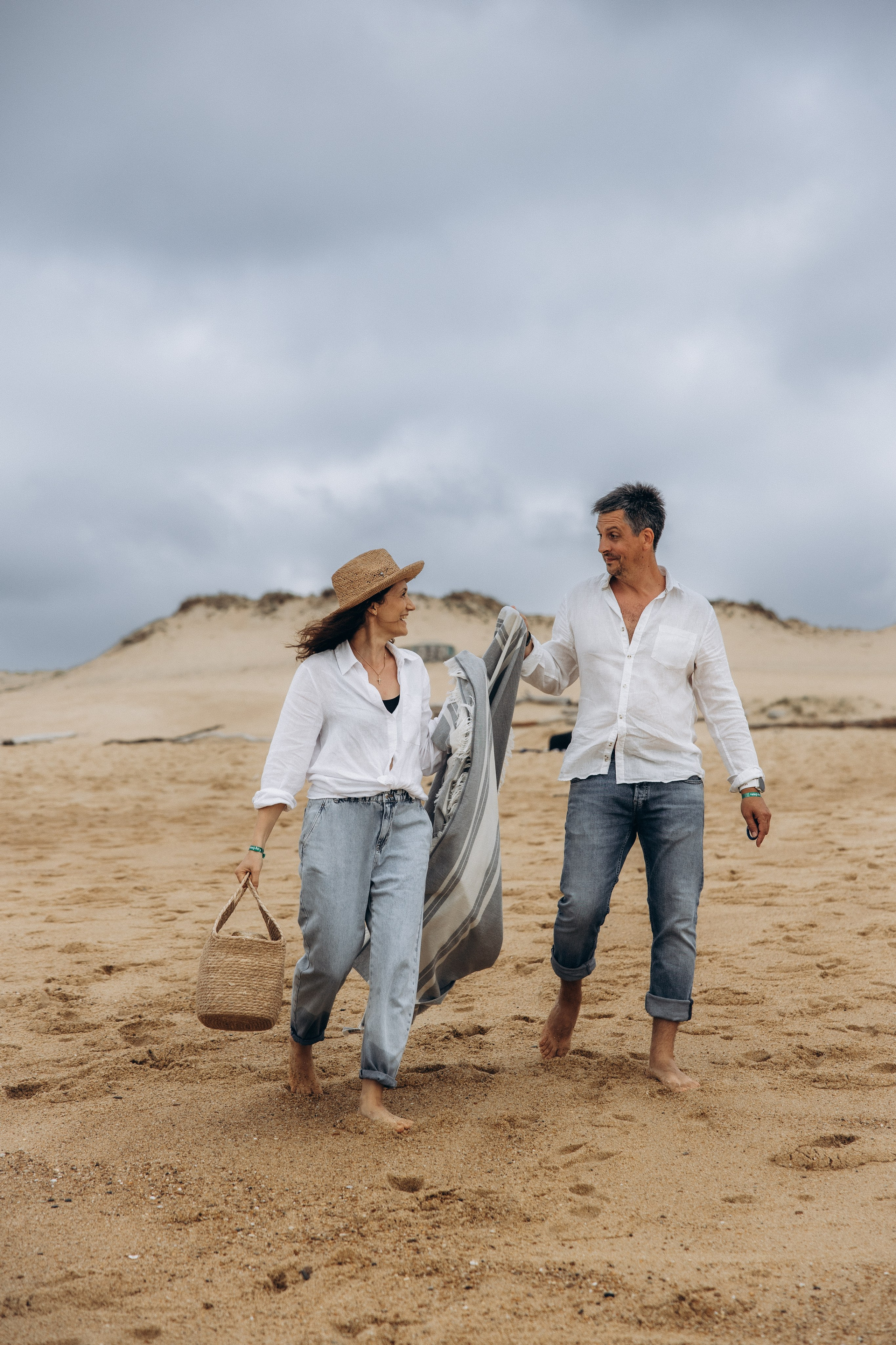 Ocean love story. La Grande Plage de Biarritz/EN. Eugenie Smirnova — wedding, corporate and lifestyle photographer in Toulouse and Southwest France