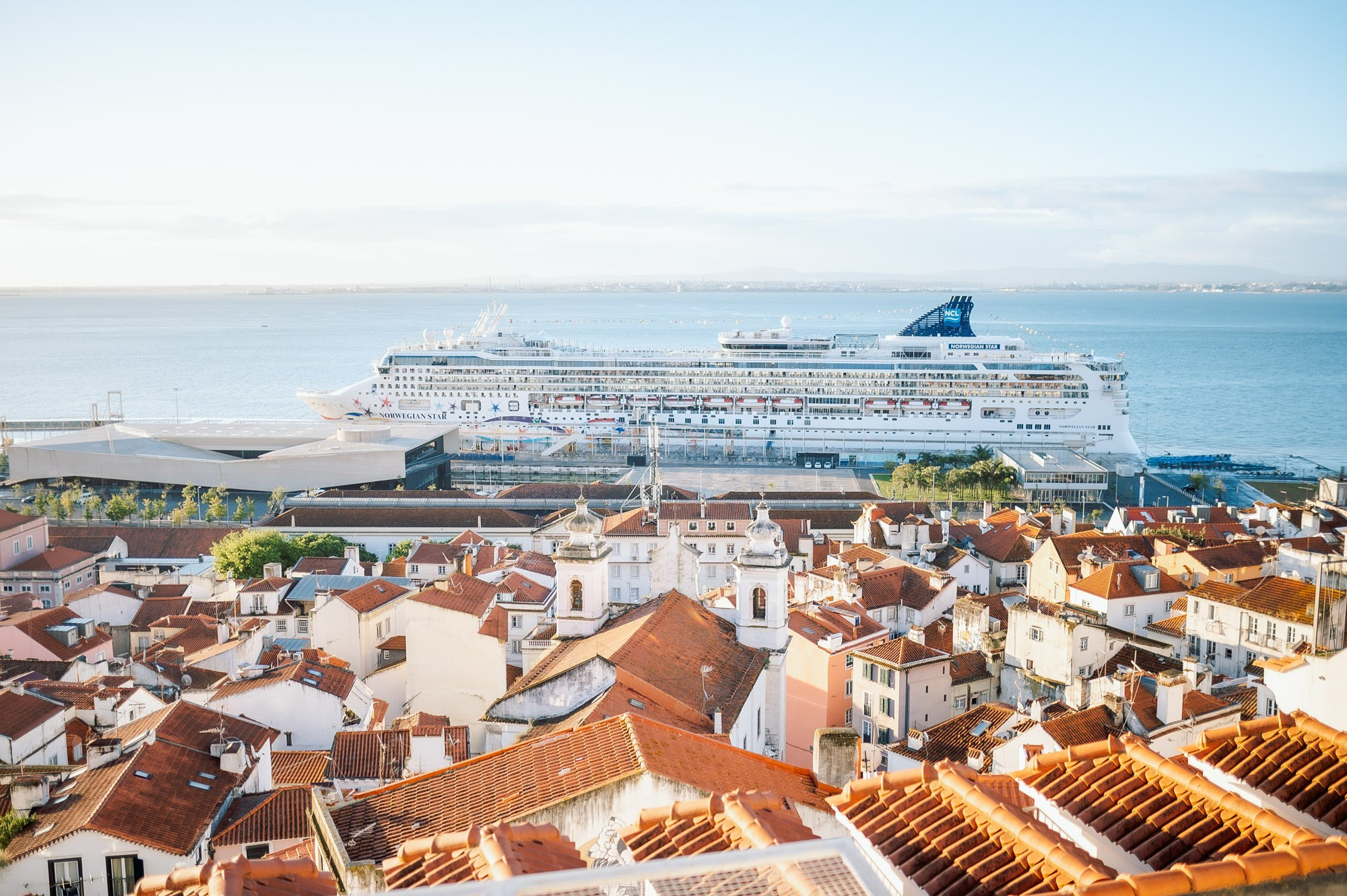 photoshoot in Alfama, Lisbon, фотосессия в Алфаме, Photo shoot for mum and daughter