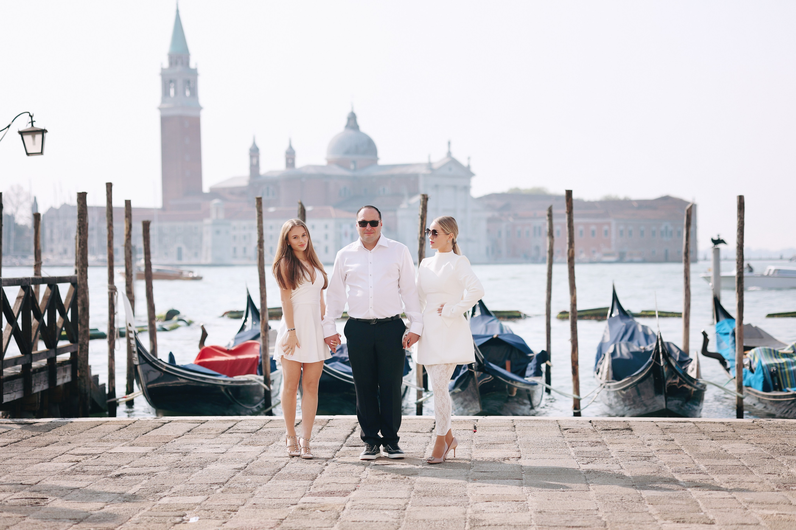 Family photo shoot in Venice. Photographer in Venice, Viktoria Antonova