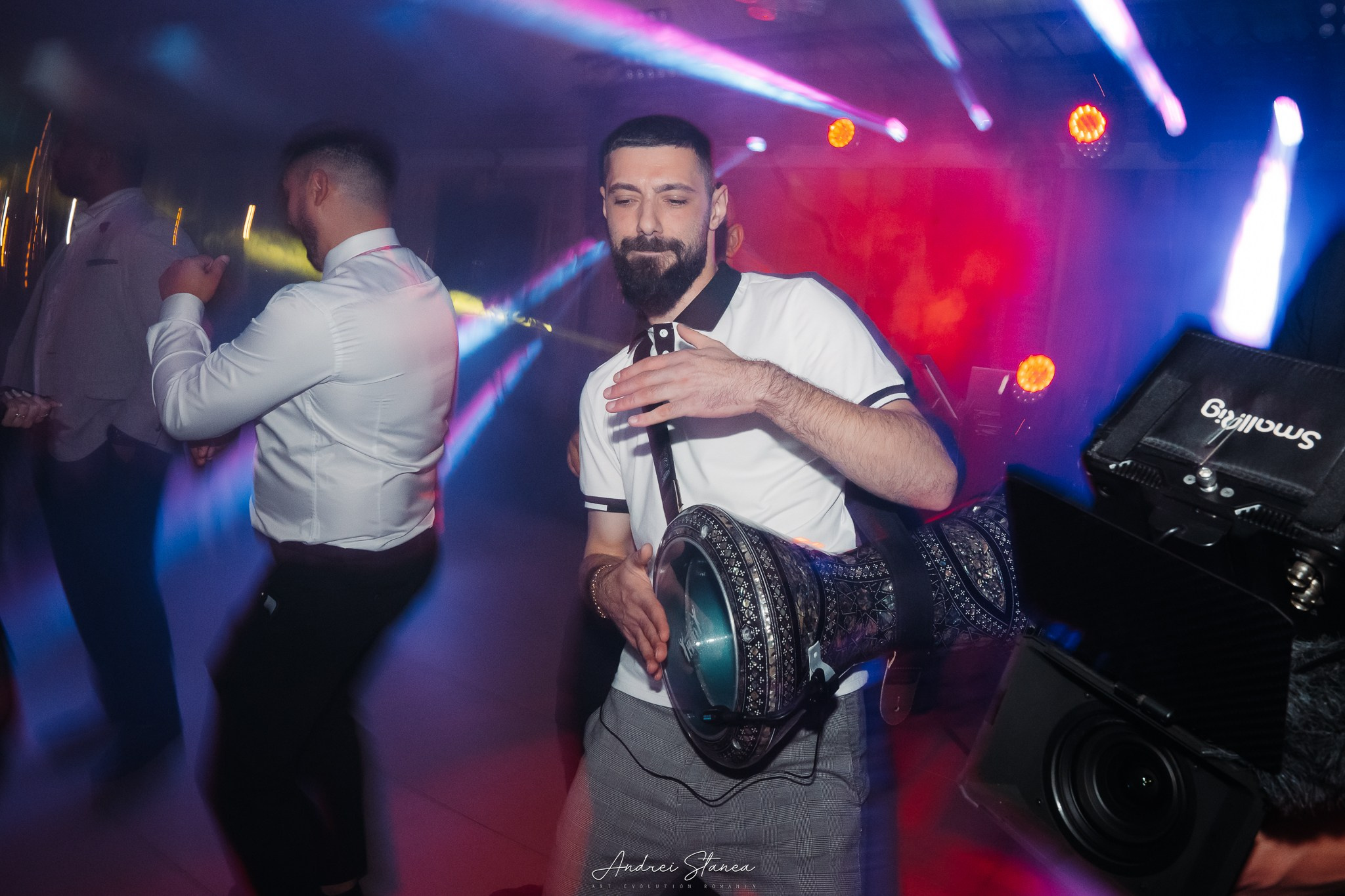 Vio & Adi. Andrei Stanea