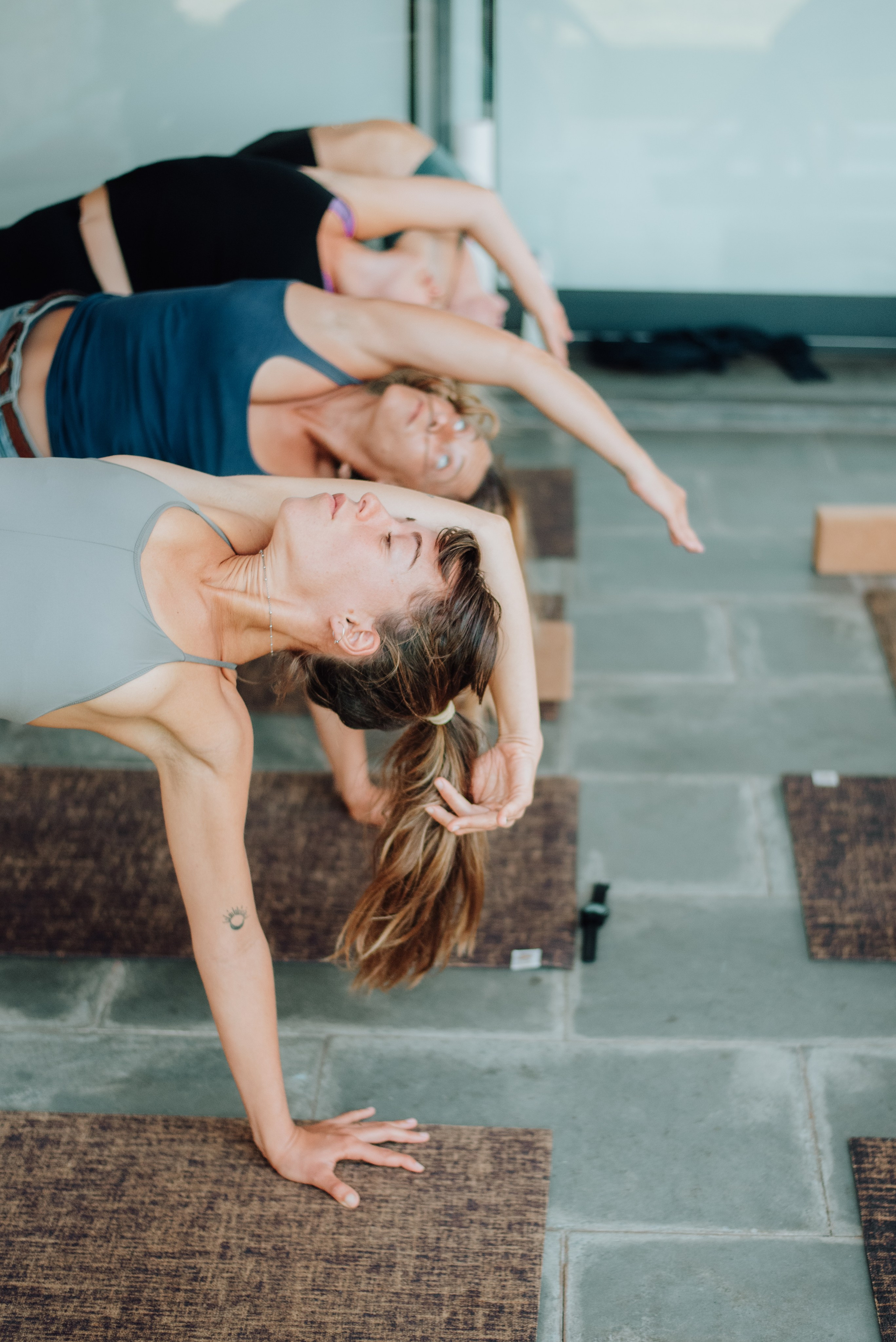 YOGA RETREAT PORTUGAL. Lifestyle, wedding and family photographer