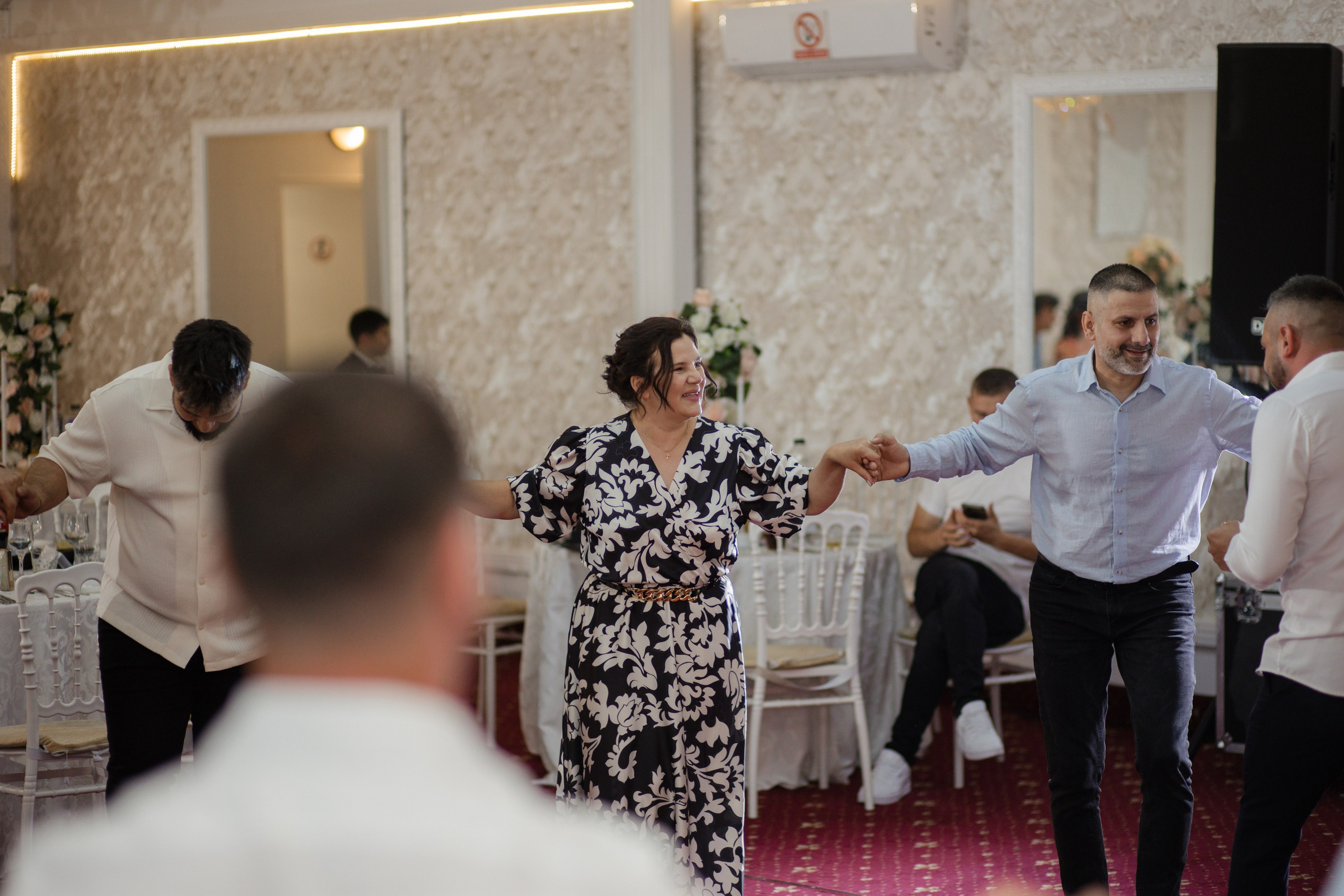 Alexandru-Ioan. Fotograf si videograf — evenimente si studio