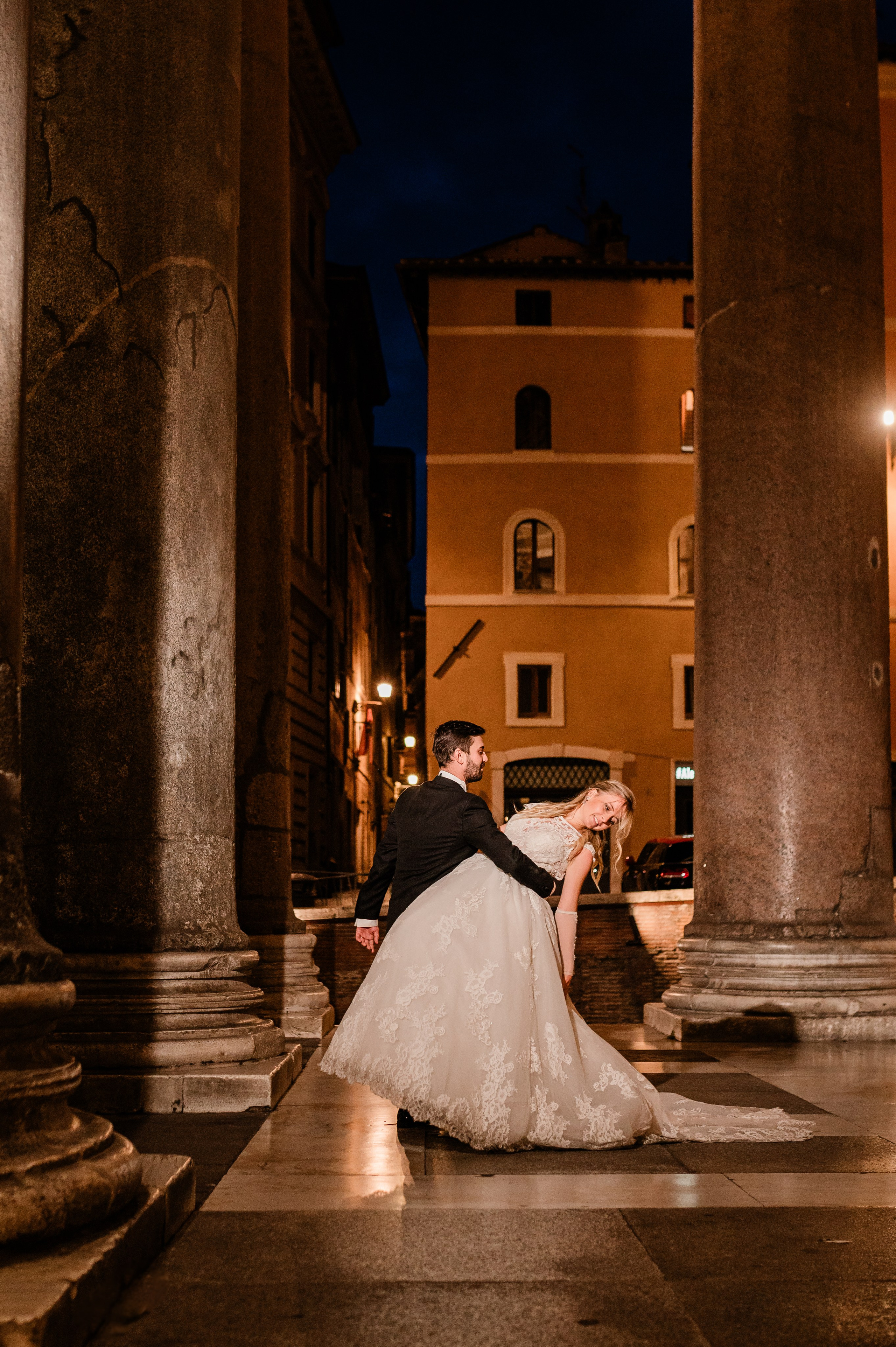 Servizio Post Matrimoniale Notturno a Roma. Fotografo Matrimonio a Roma | Servizio Fotografico Matrimonio