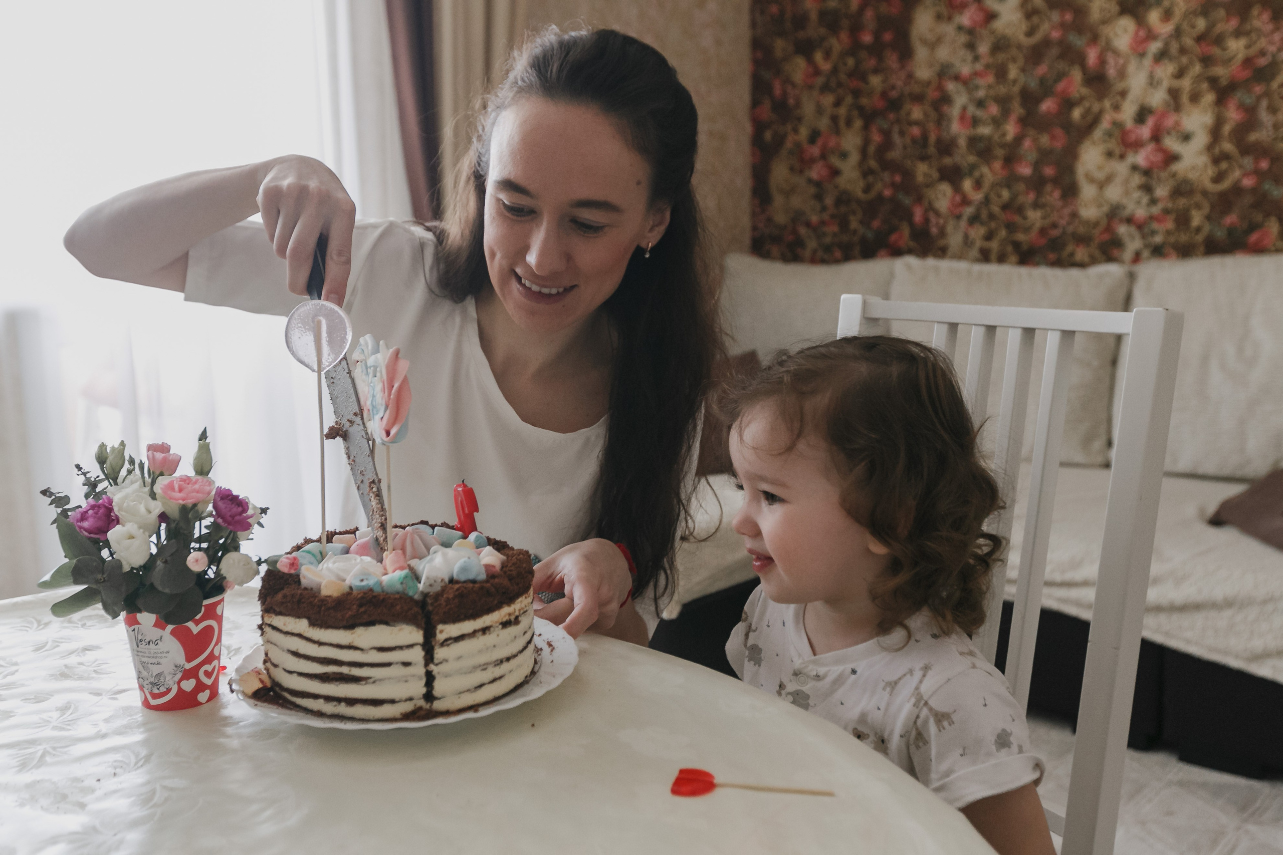 Sesión de fotos de una princesita. Fotógrafo de retrato, familia y reportajes en Valencia | España | Europa Vitalii Lumier