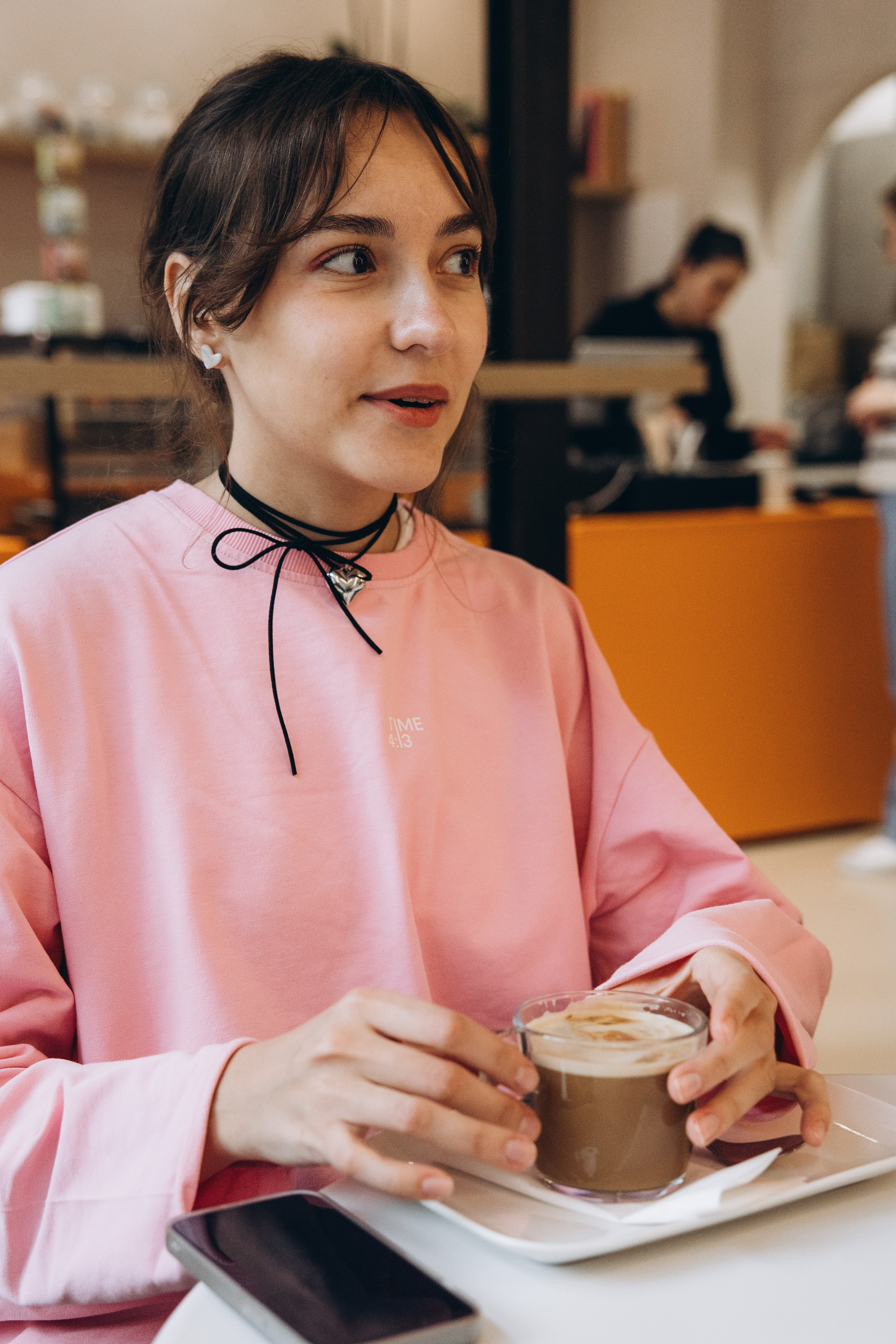 Event photo session for Art brunch Toulouse. Eugenie Smirnova — wedding, corporate and lifestyle photographer in Toulouse and Southwest France