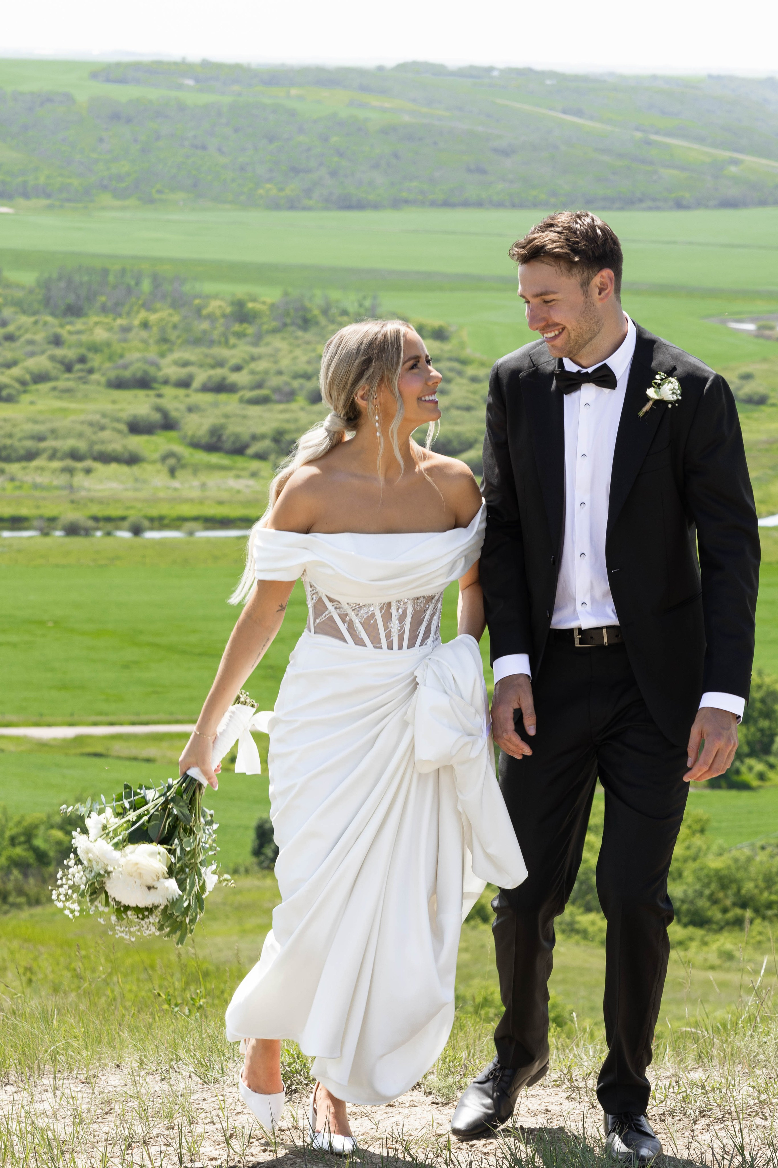 Beautiful Lakeside Wedding Photography. Wedding photography and videography in Regina, Saskatchewan