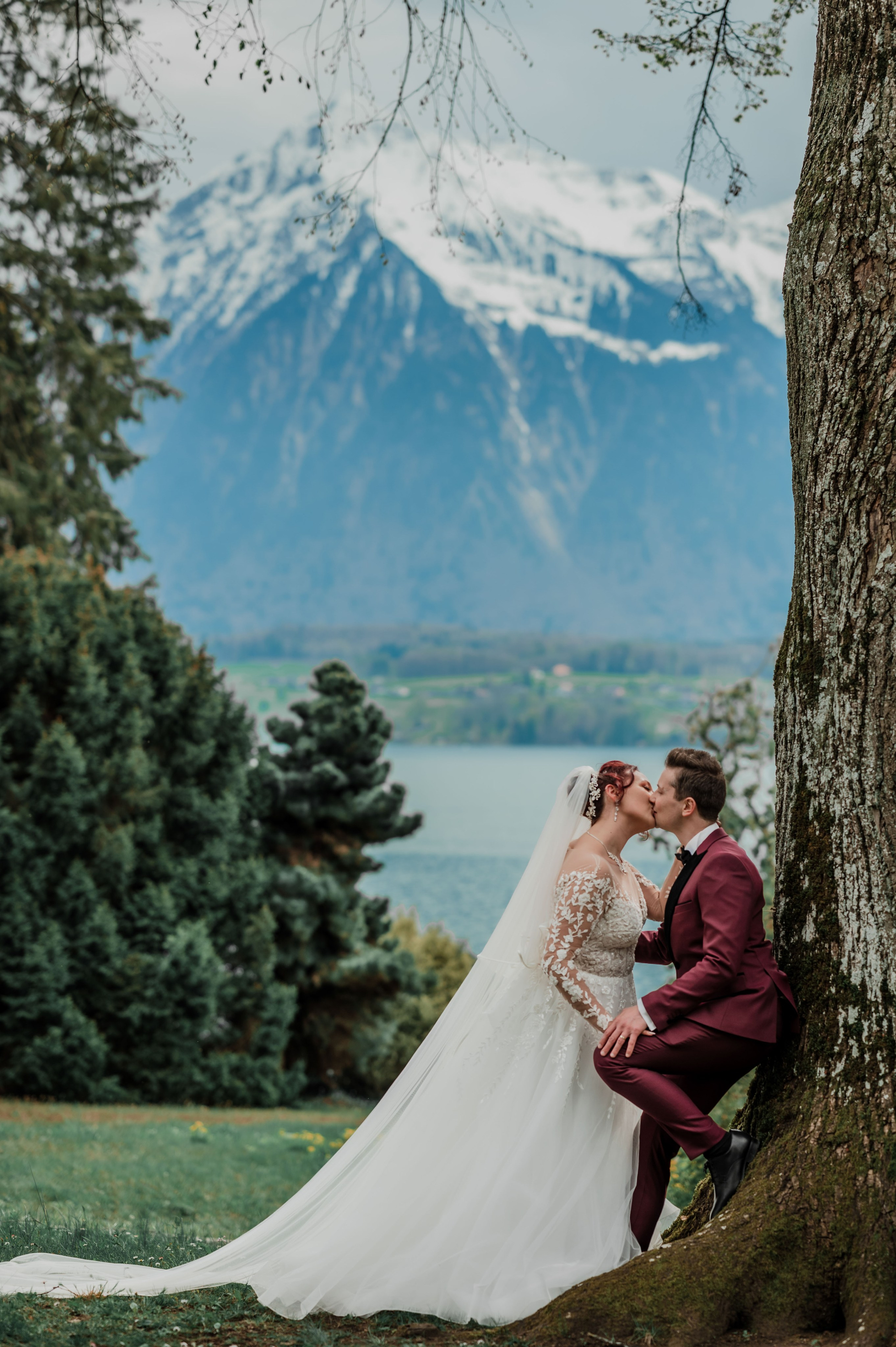 Hochzeit in Bern – Ella & Adrian. Authentische, emotionale, zeitlose Hochzeitsfotografie aus Albstadt