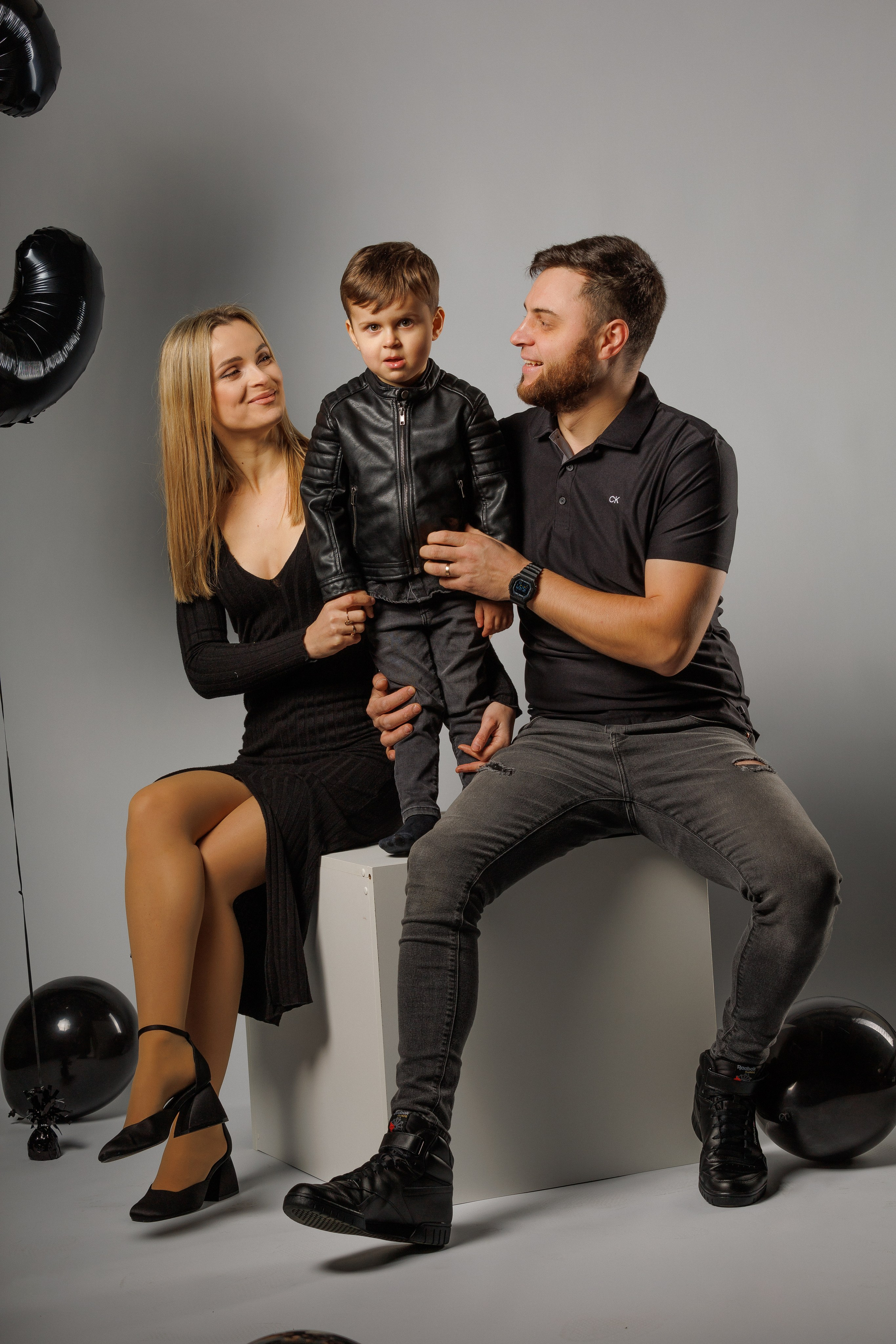 ValStudio. Https://valphoto.wfolio.pro/