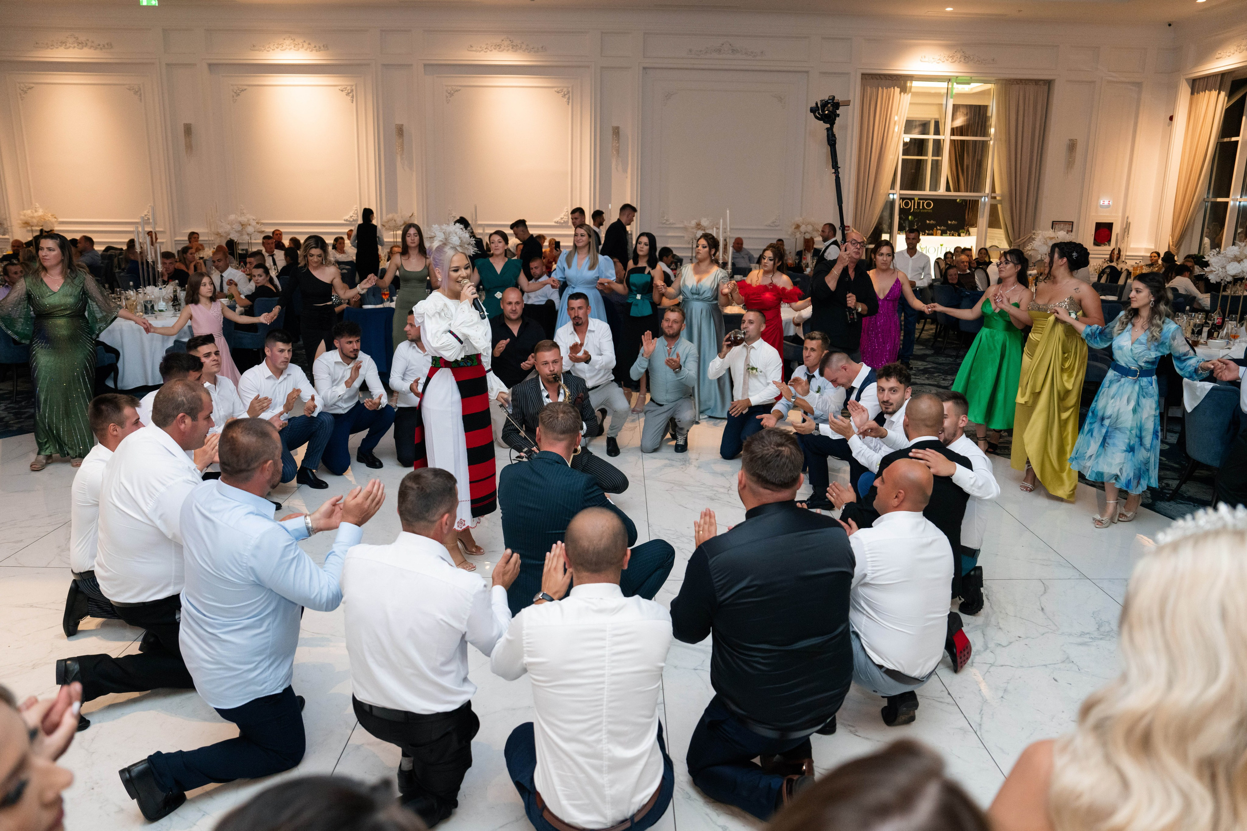 Romance Across Borders: Romania to Lake Como. Ioana Timis