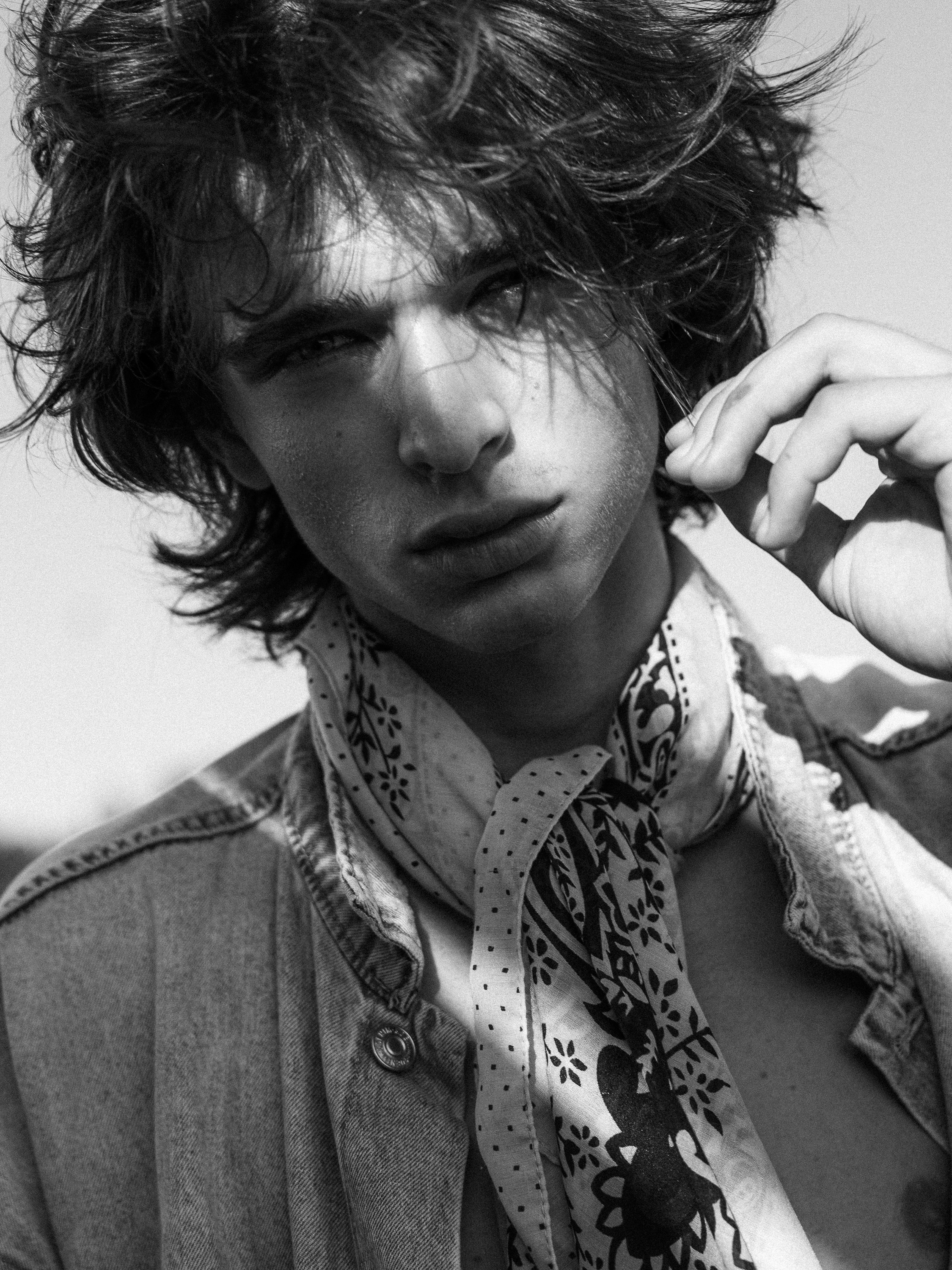 Victor (IVET FASHION). Евгения Найденова – брандов и портретен фотограф | България, Европа