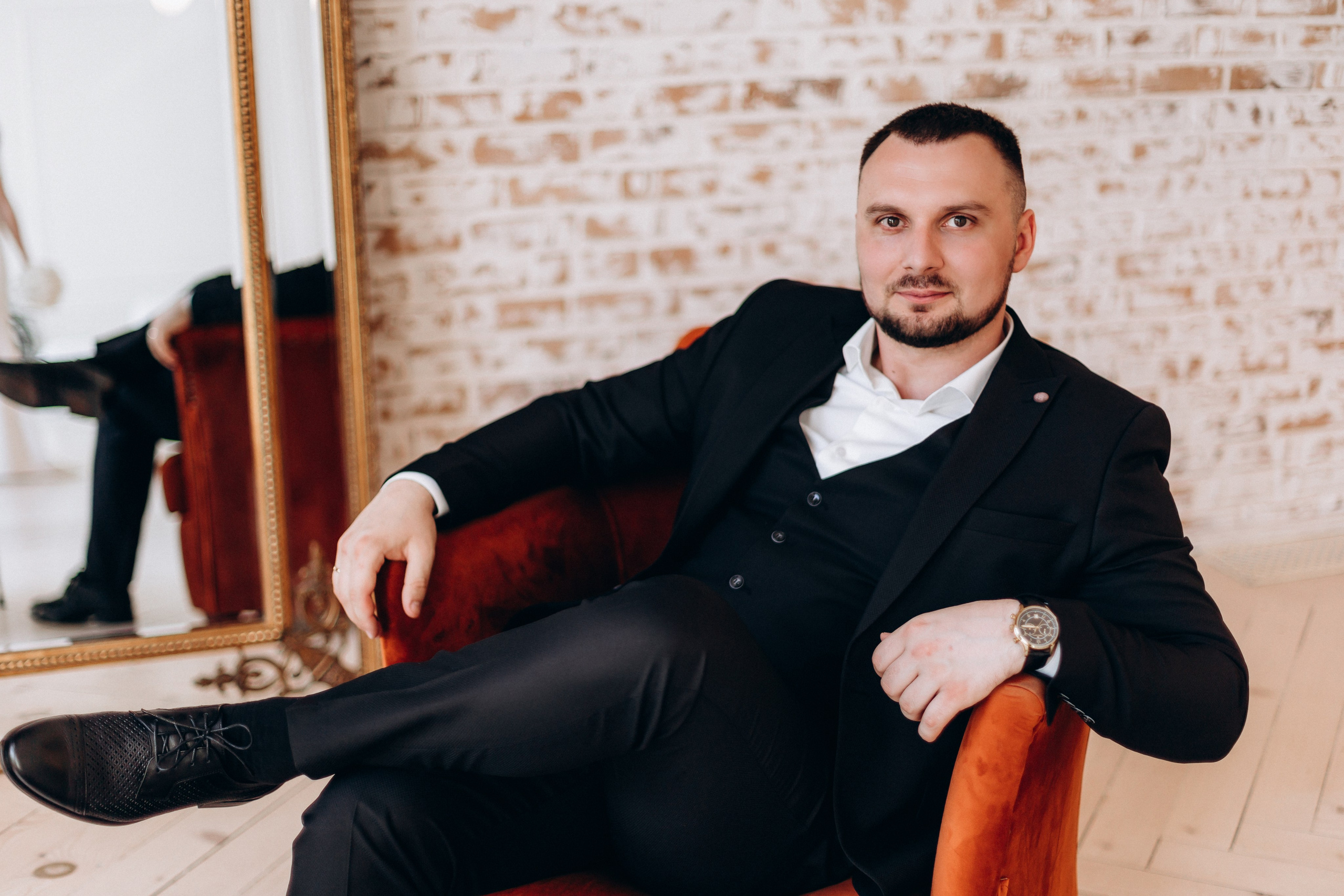 White Wedding. Wedding and Family Photograph