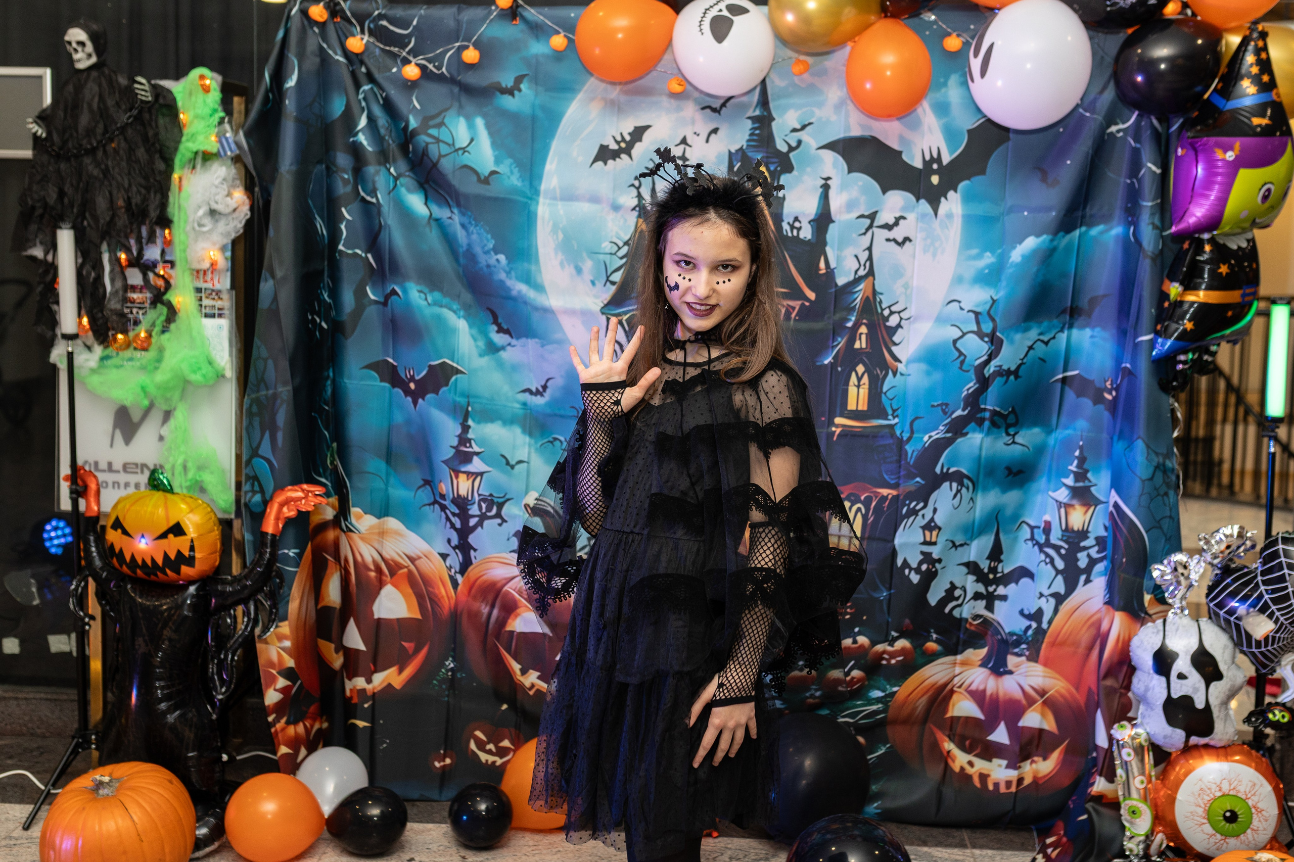 Leo dance studio Helloween 2025. Семейный и детский фотограф в Варшаве Мила Бобровская