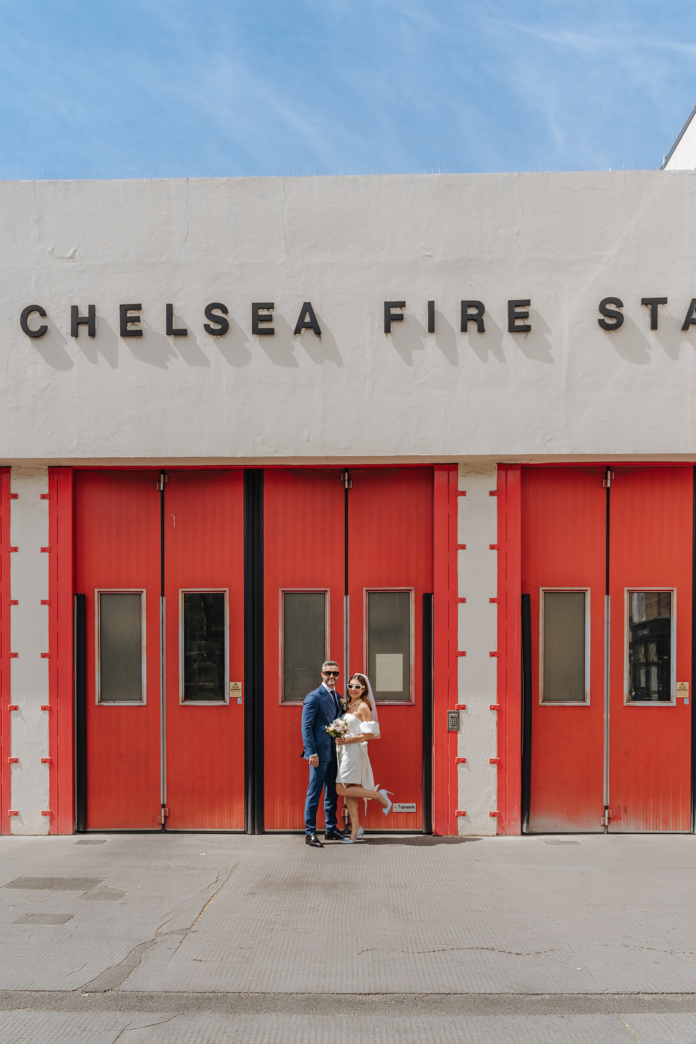 Civil ceremony at Chelsea Old Town Hall,  Wedding in Chelsea, Wedding in London,  wedding photographer in Chelsea, wedding photographer in London