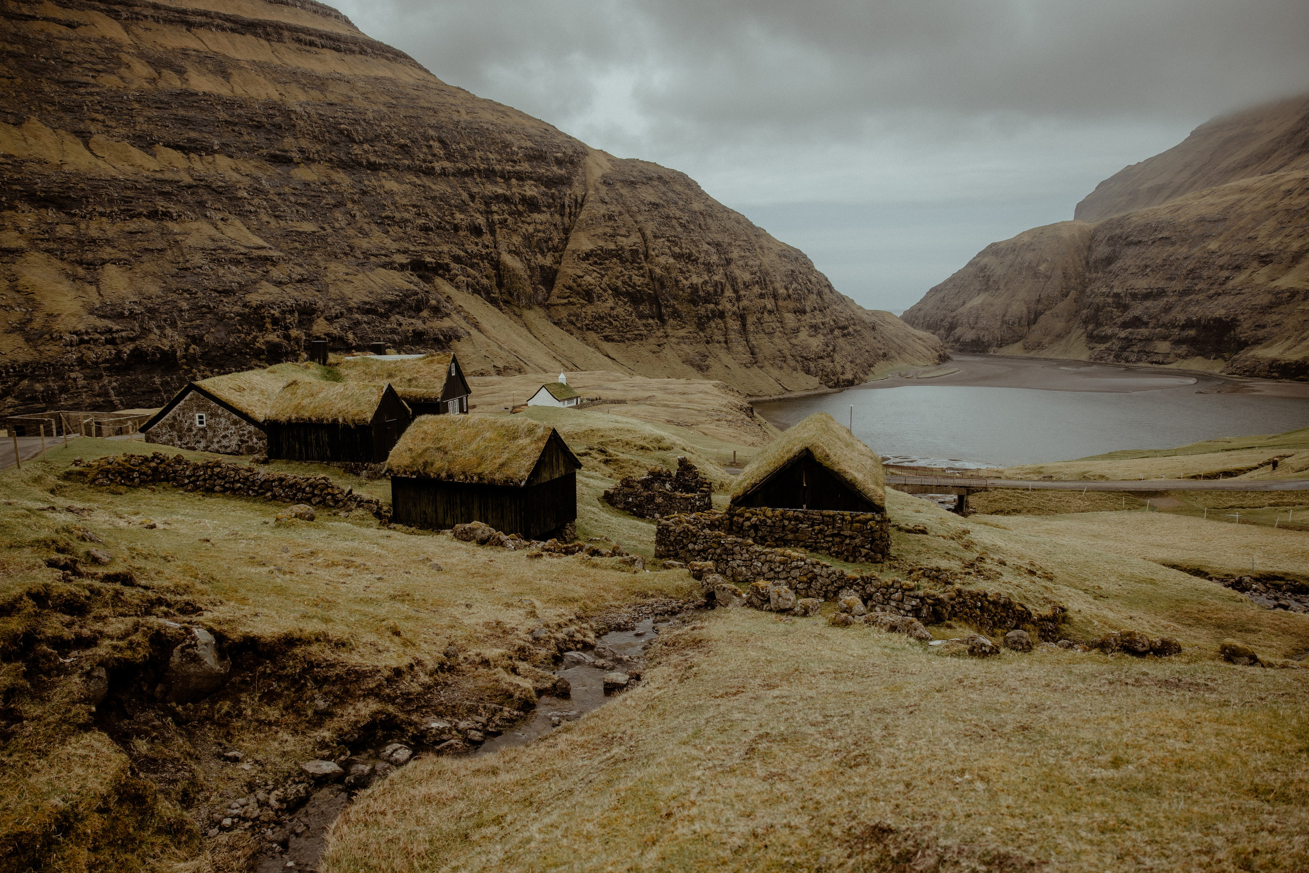 Faroe Islands elopement | Adventure wedding in Faroe Islands. Iceland elopement photo and video | Nikolaichik Photo