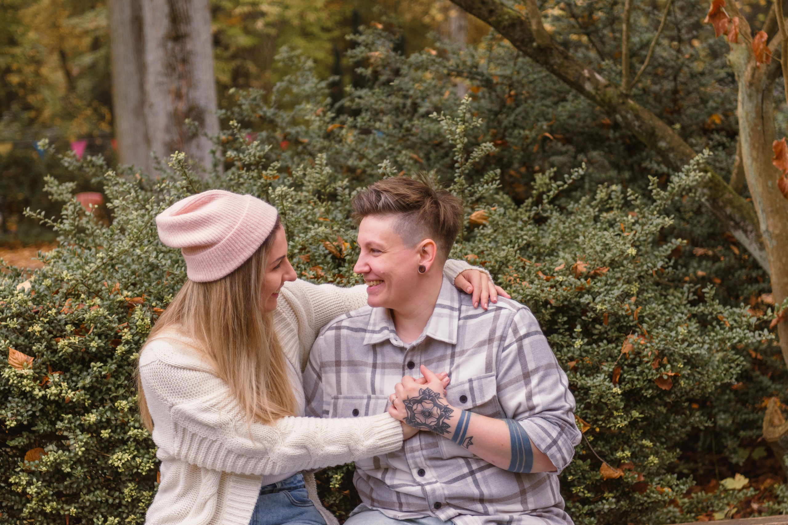 Hayley & Katja. Maternity Newborn and Family photographer Hamburg Claire Hambley