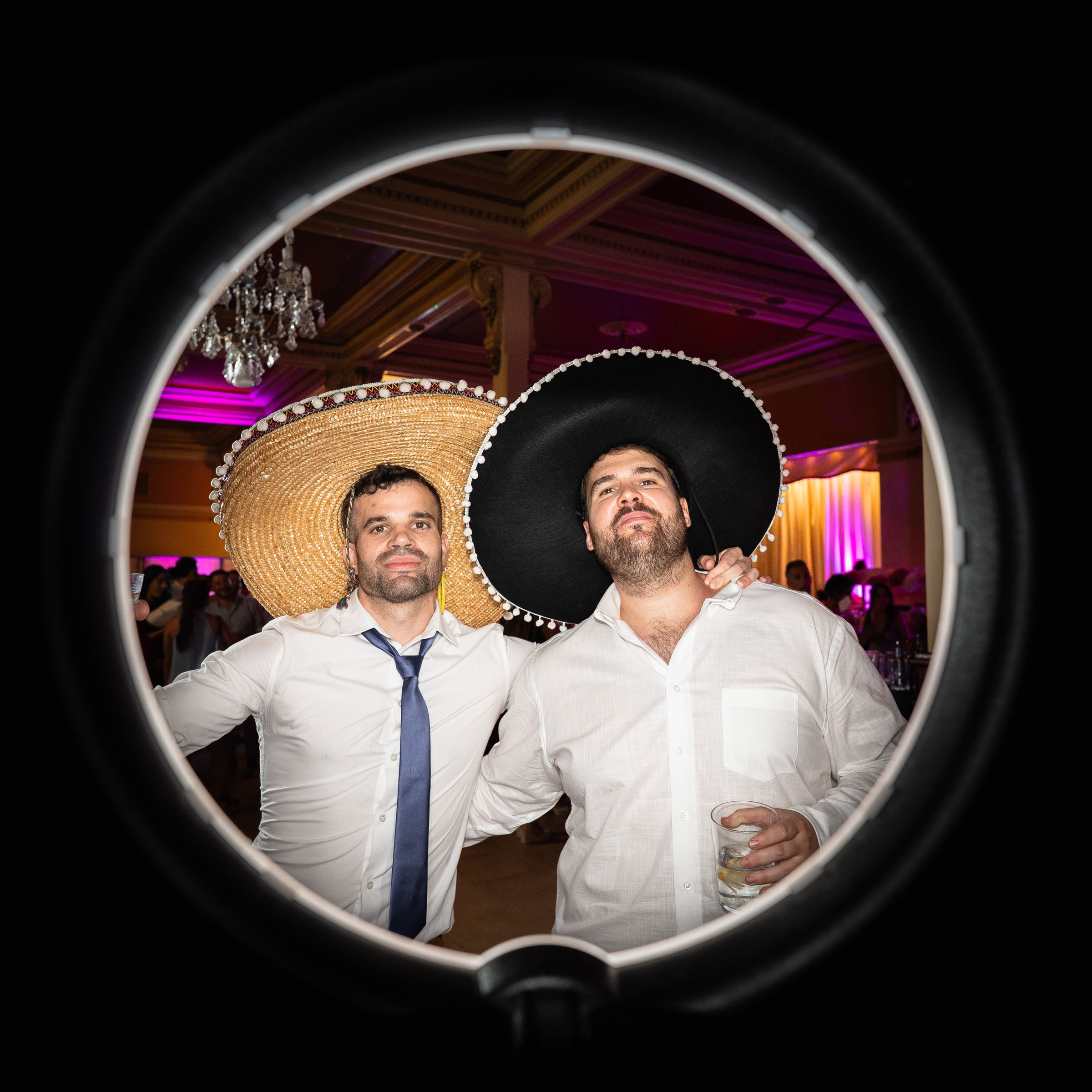 Photocircle y fotos de boda de Andrea y Jose en el Casino de Huesca. PIXLOVE - Fotógrafos de bodas Huesca Pirineos Zaragoza